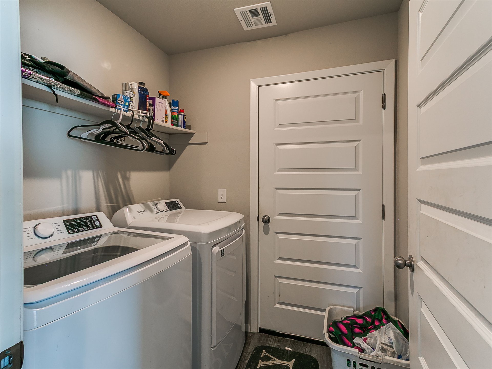 708 N Redbud Avenue Property Photo 21