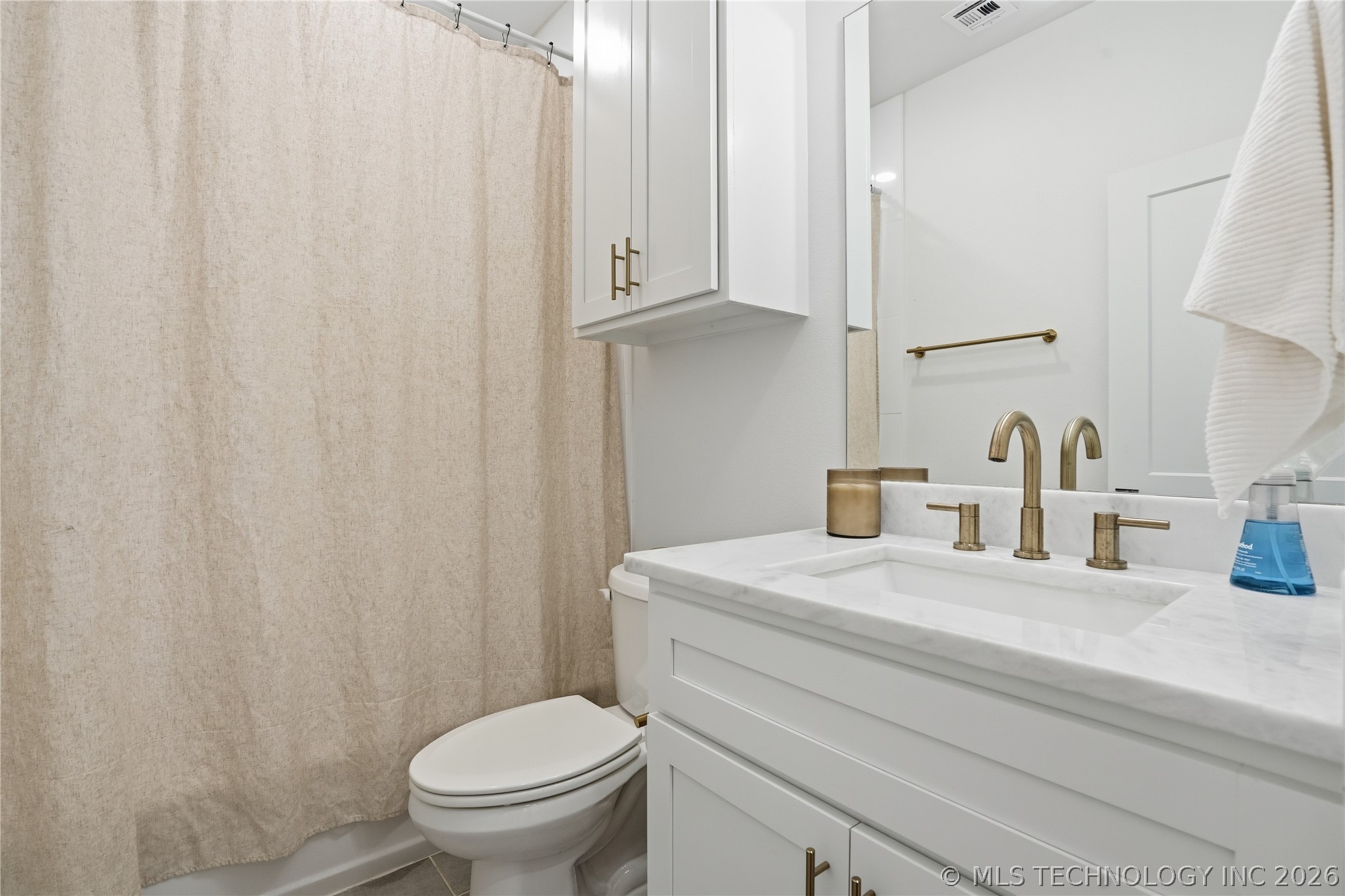 2714 Falls Bend Drive Property Photo 33