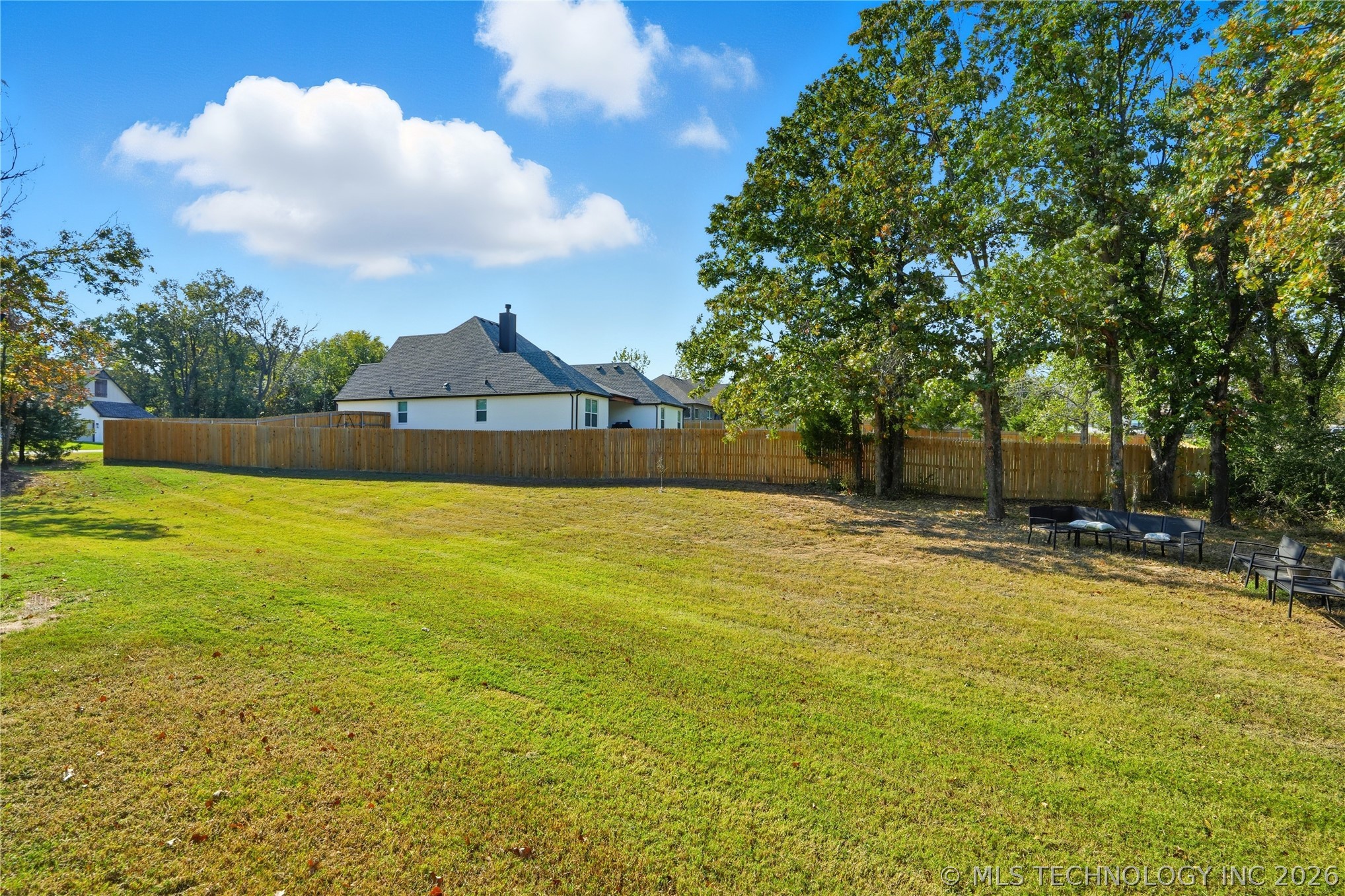 2714 Falls Bend Drive Property Photo 53