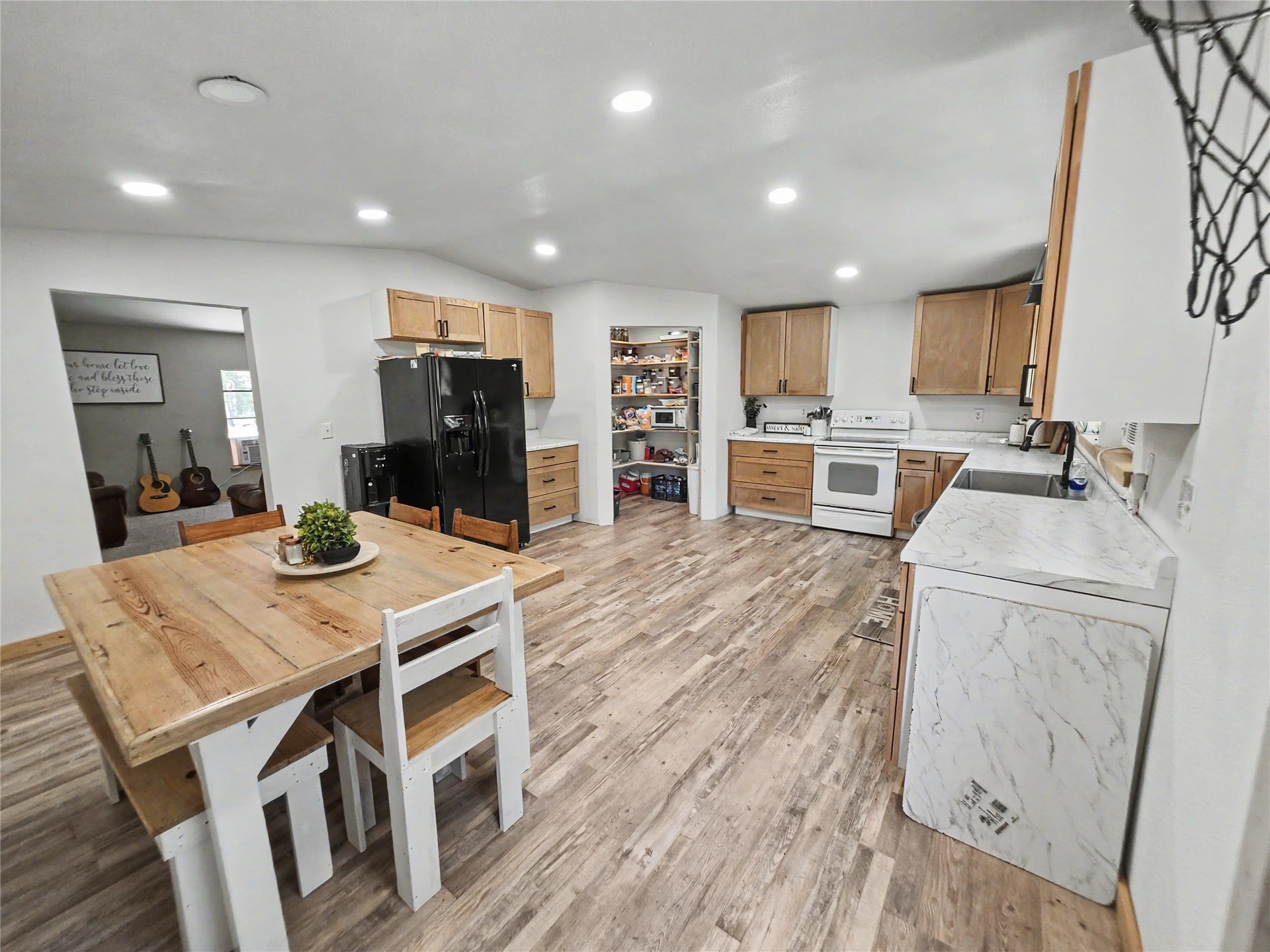 23884 E 808 Road Property Photo 36