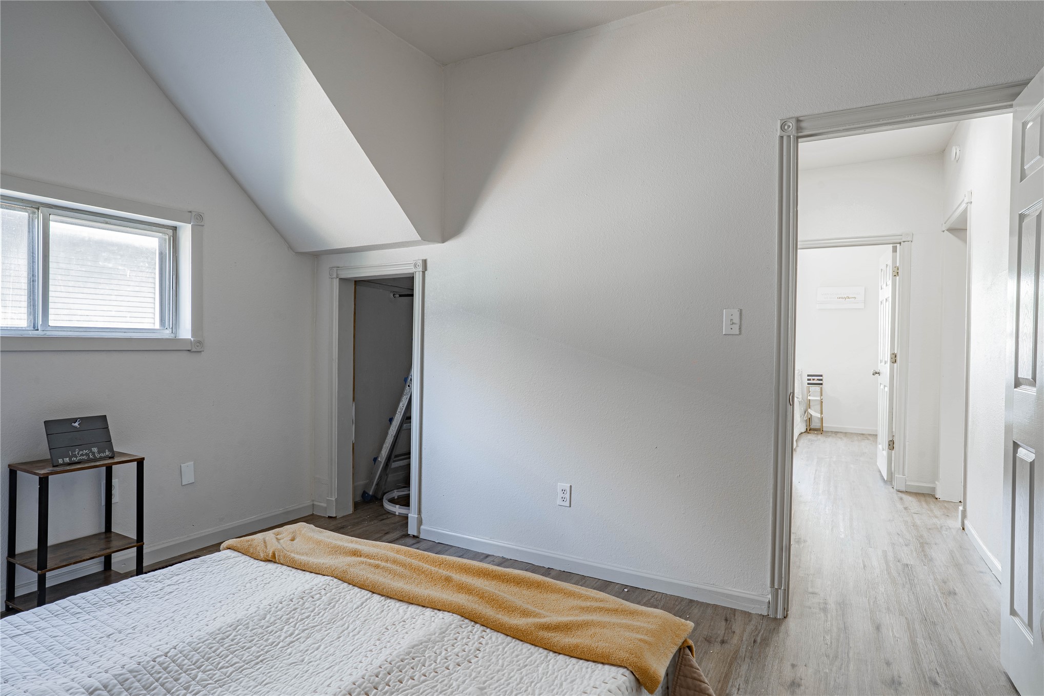 1719 Leahy Avenue Property Photo 17