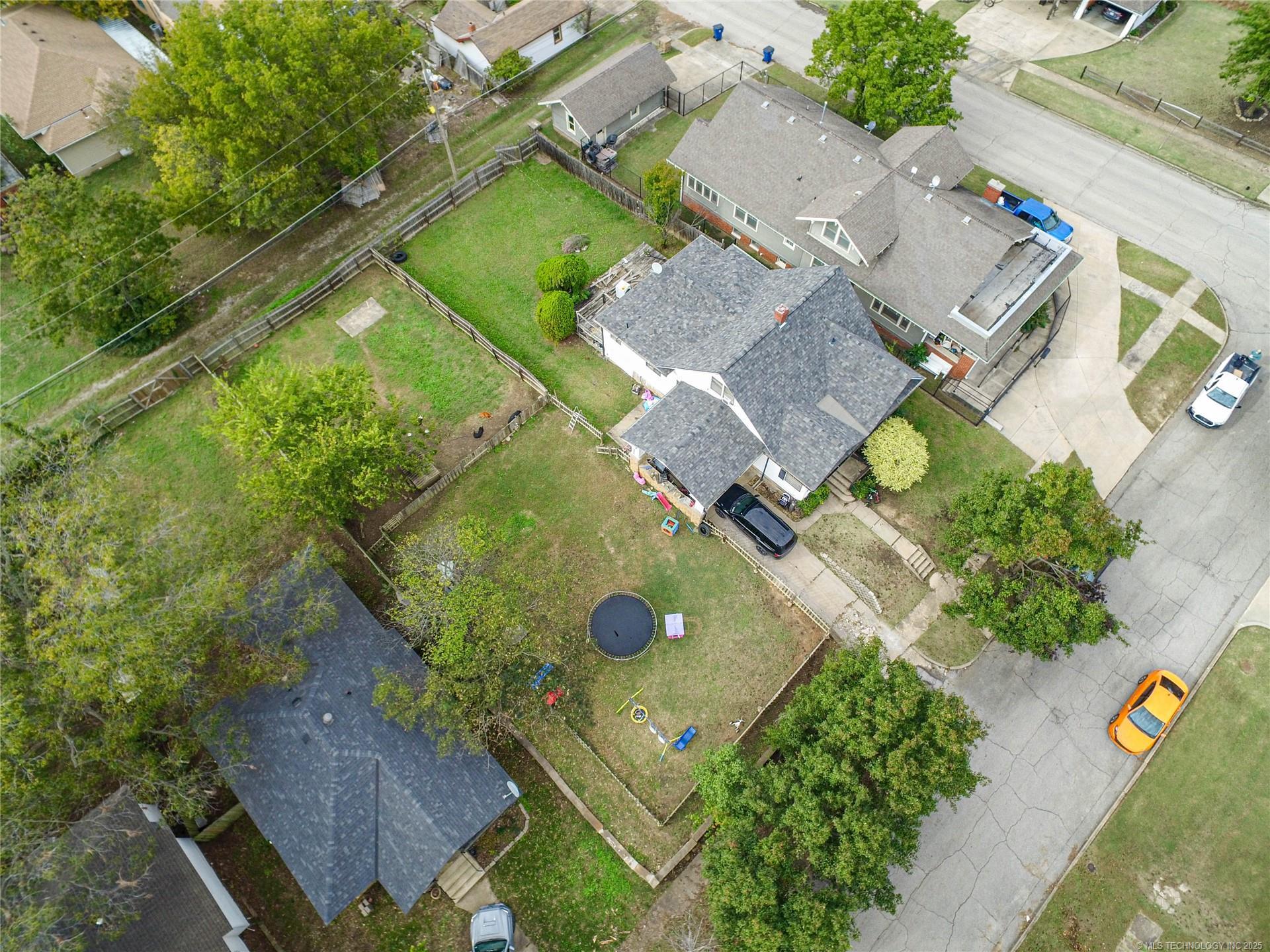 1719 Leahy Avenue Property Photo 30