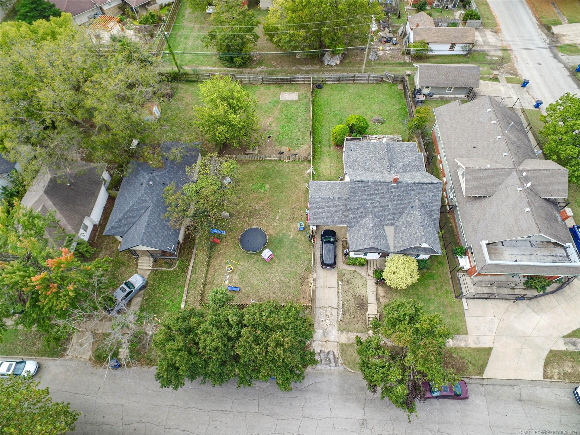 1719 Leahy Avenue Property Photo 31