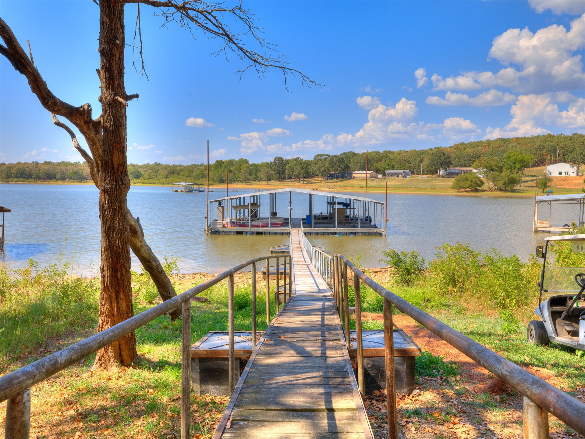 417861 E Branum S Property Photo 8