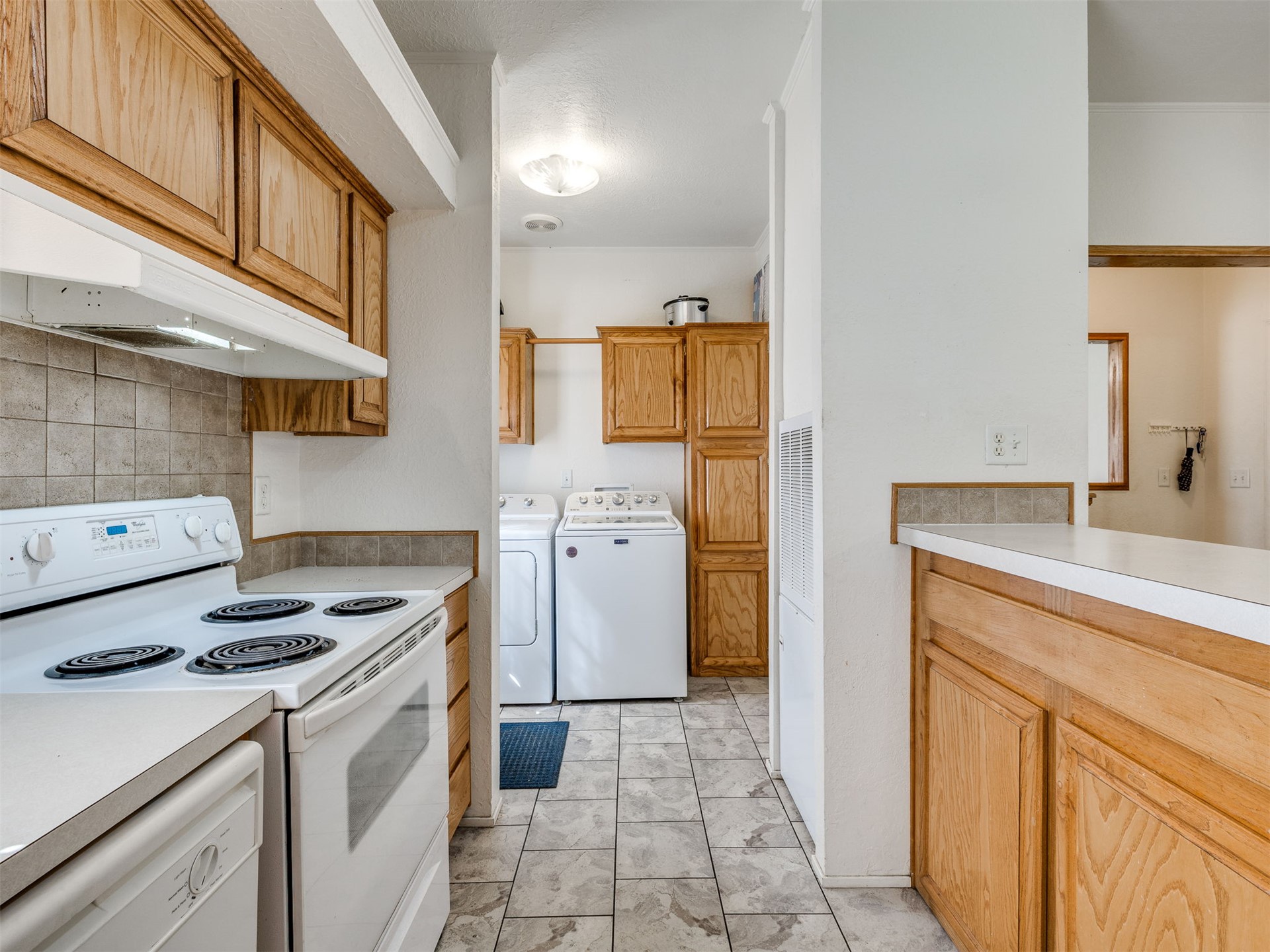 417861 E Branum S Property Photo 23