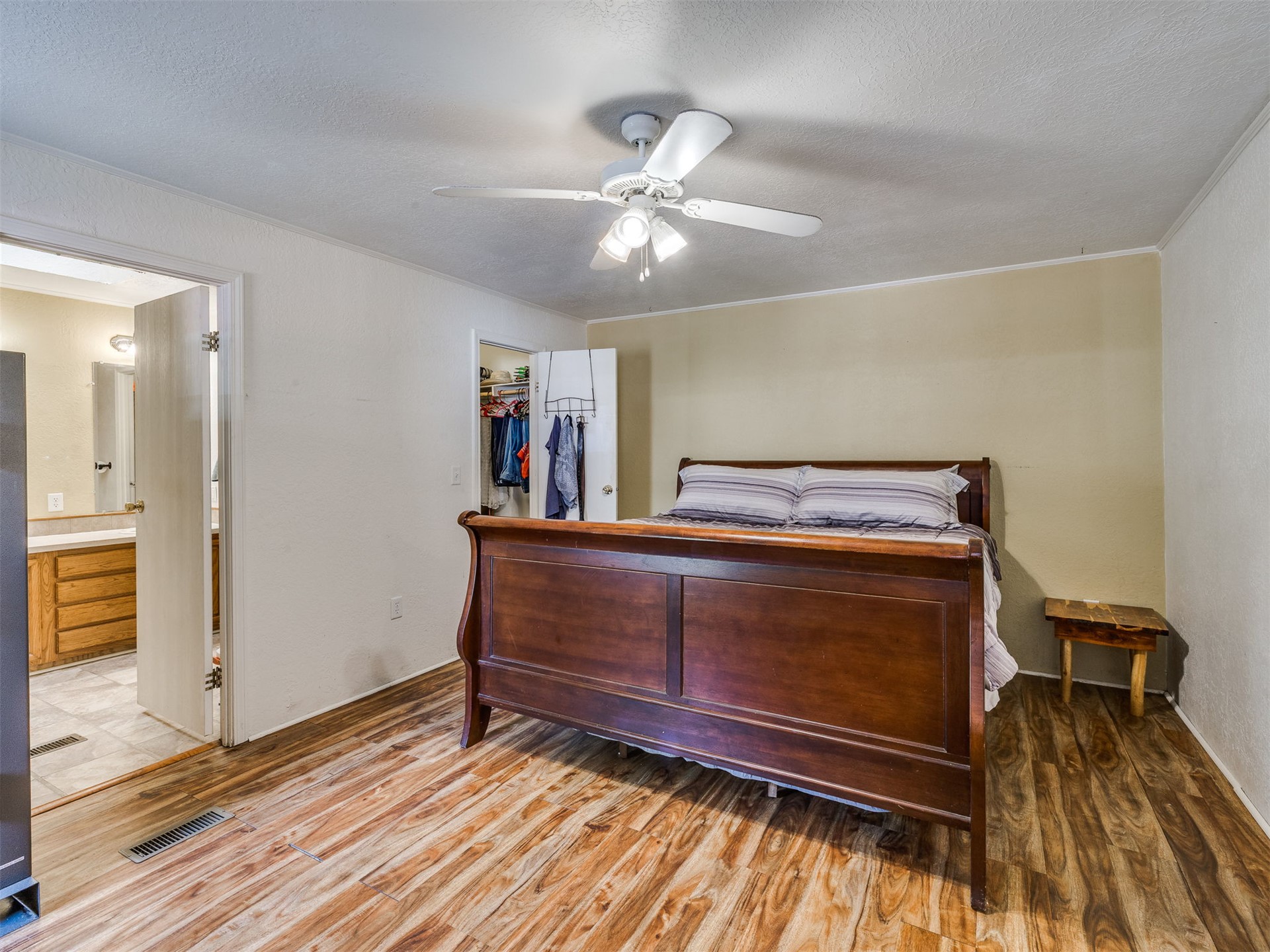 417861 E Branum S Property Photo 27