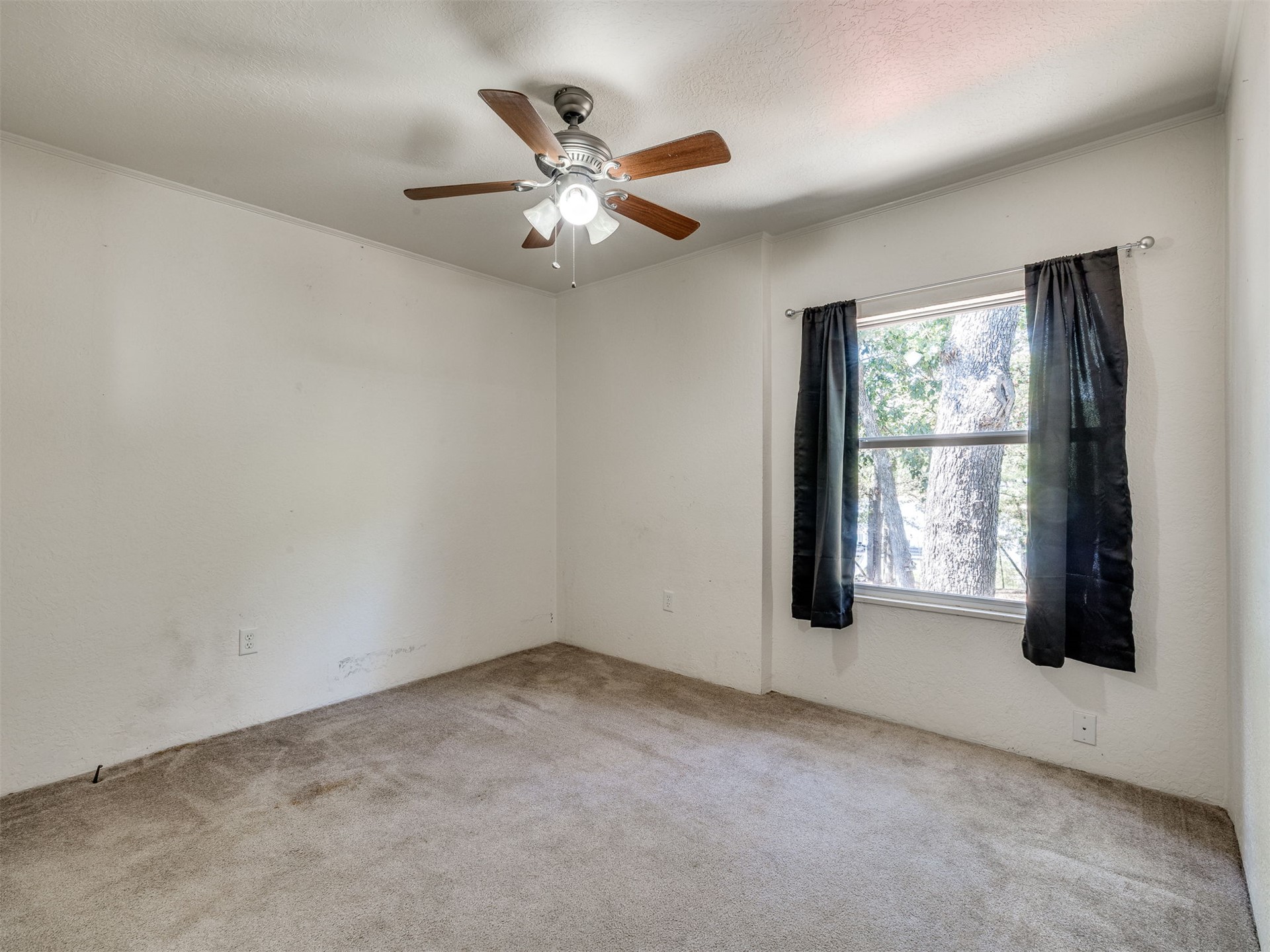 417861 E Branum S Property Photo 35