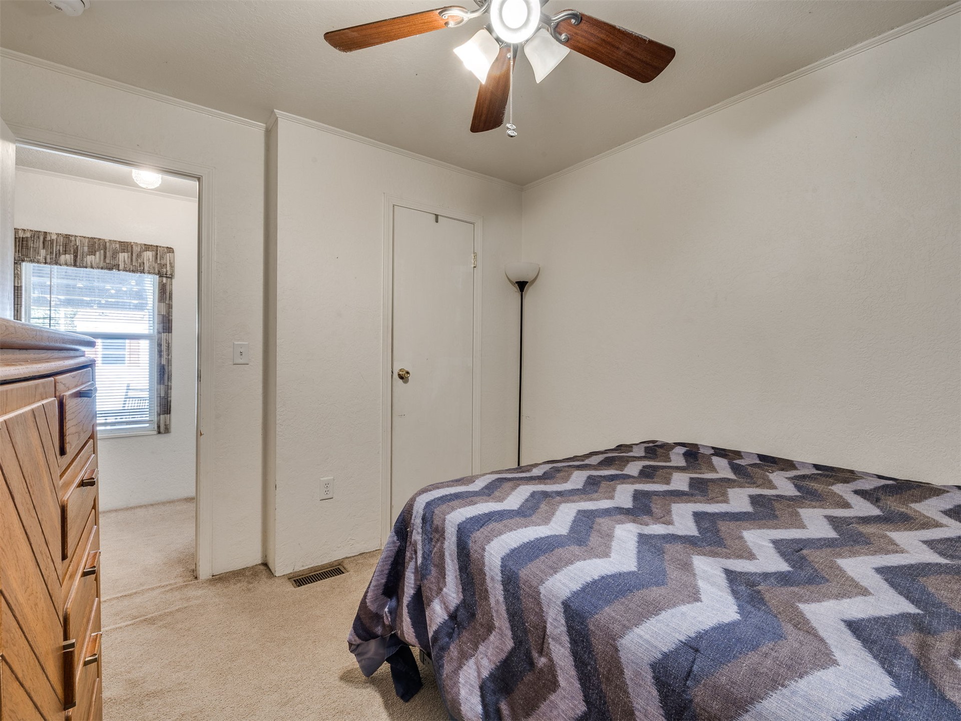 417861 E Branum S Property Photo 38