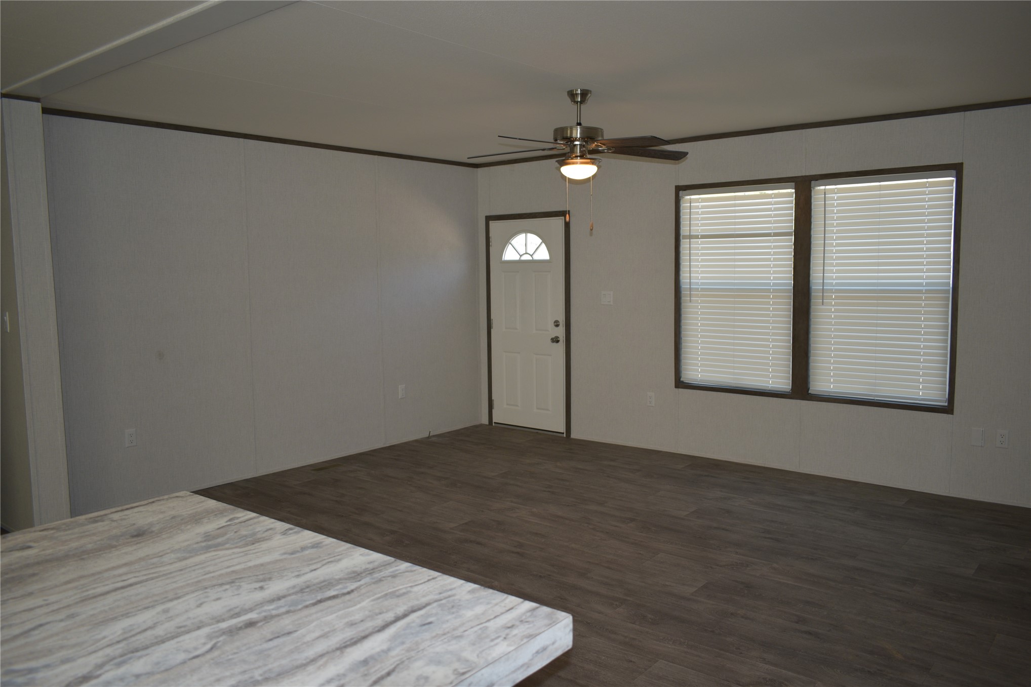 532 N 4360 Road Property Photo 8