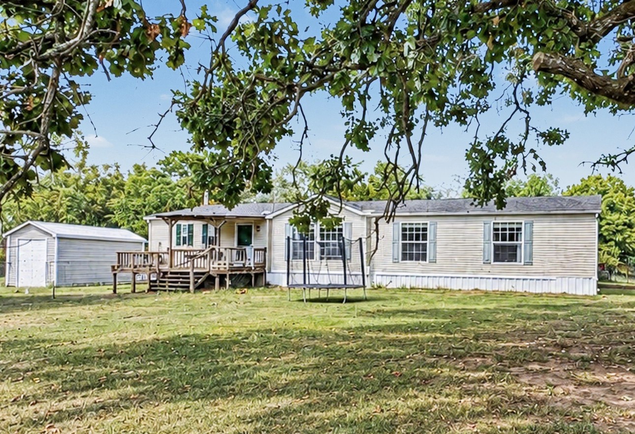 16516 N Spears Road Property Photo 1