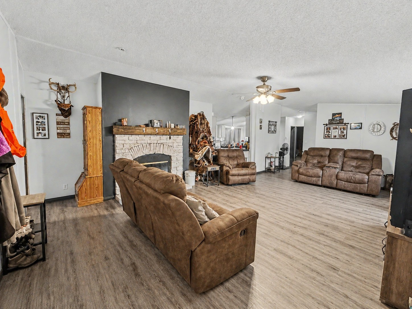 16516 N Spears Road Property Photo 2