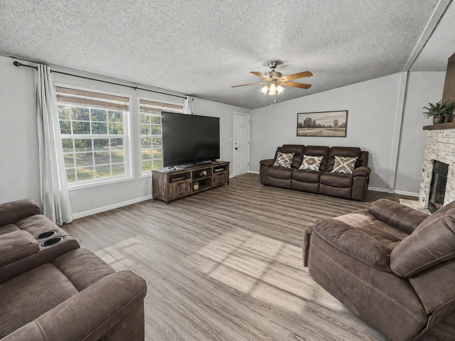 16516 N Spears Road Property Photo 3