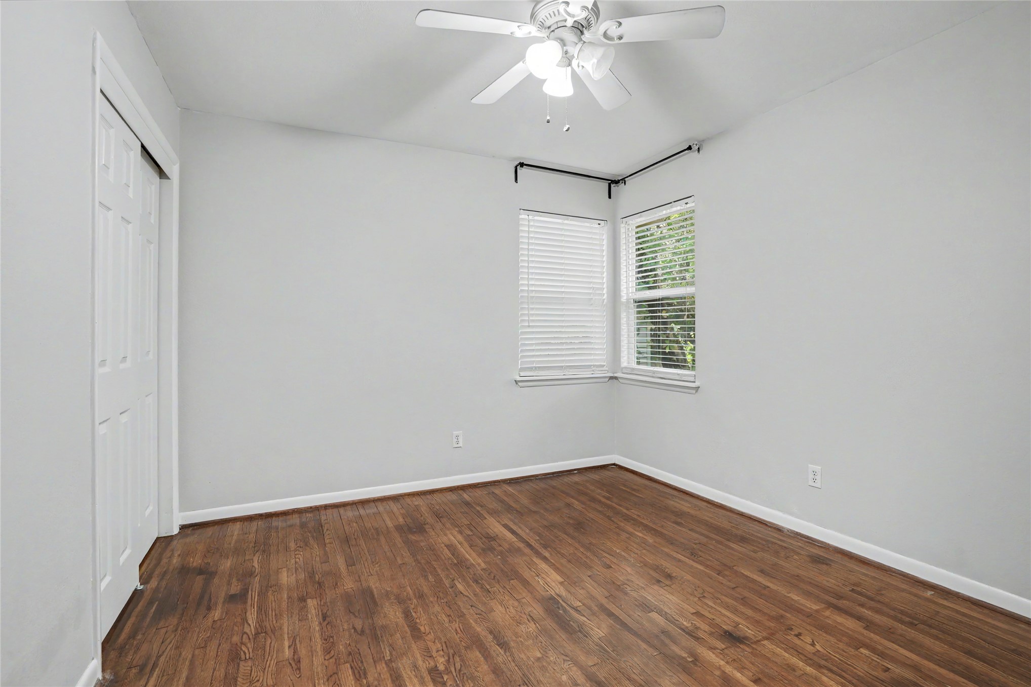 1614 S Cedar Avenue Property Photo 18