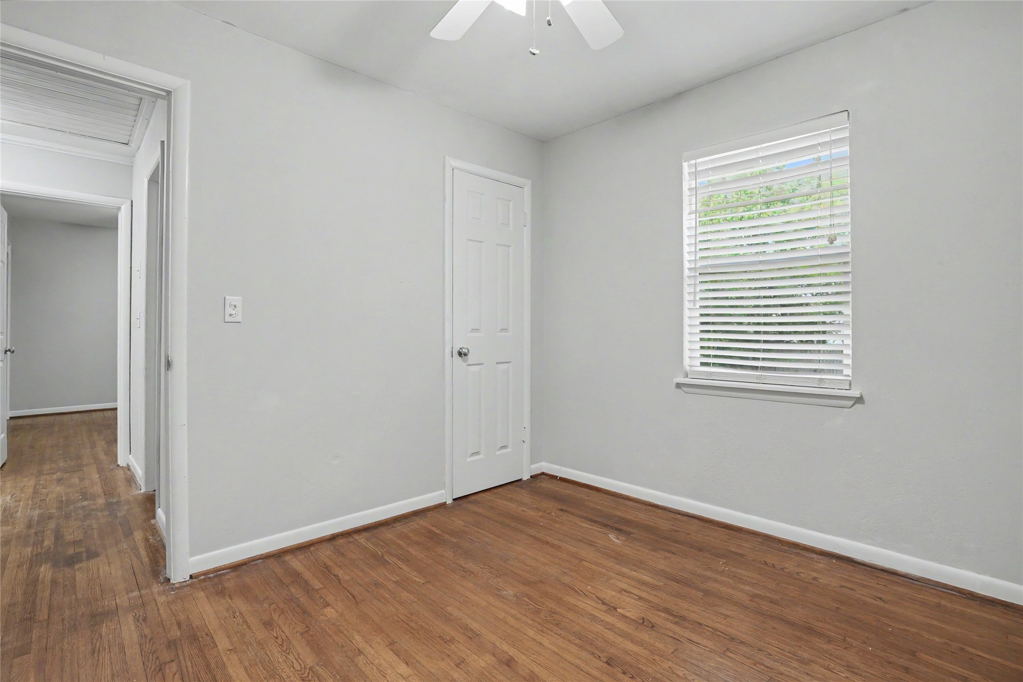 1614 S Cedar Avenue Property Photo 23