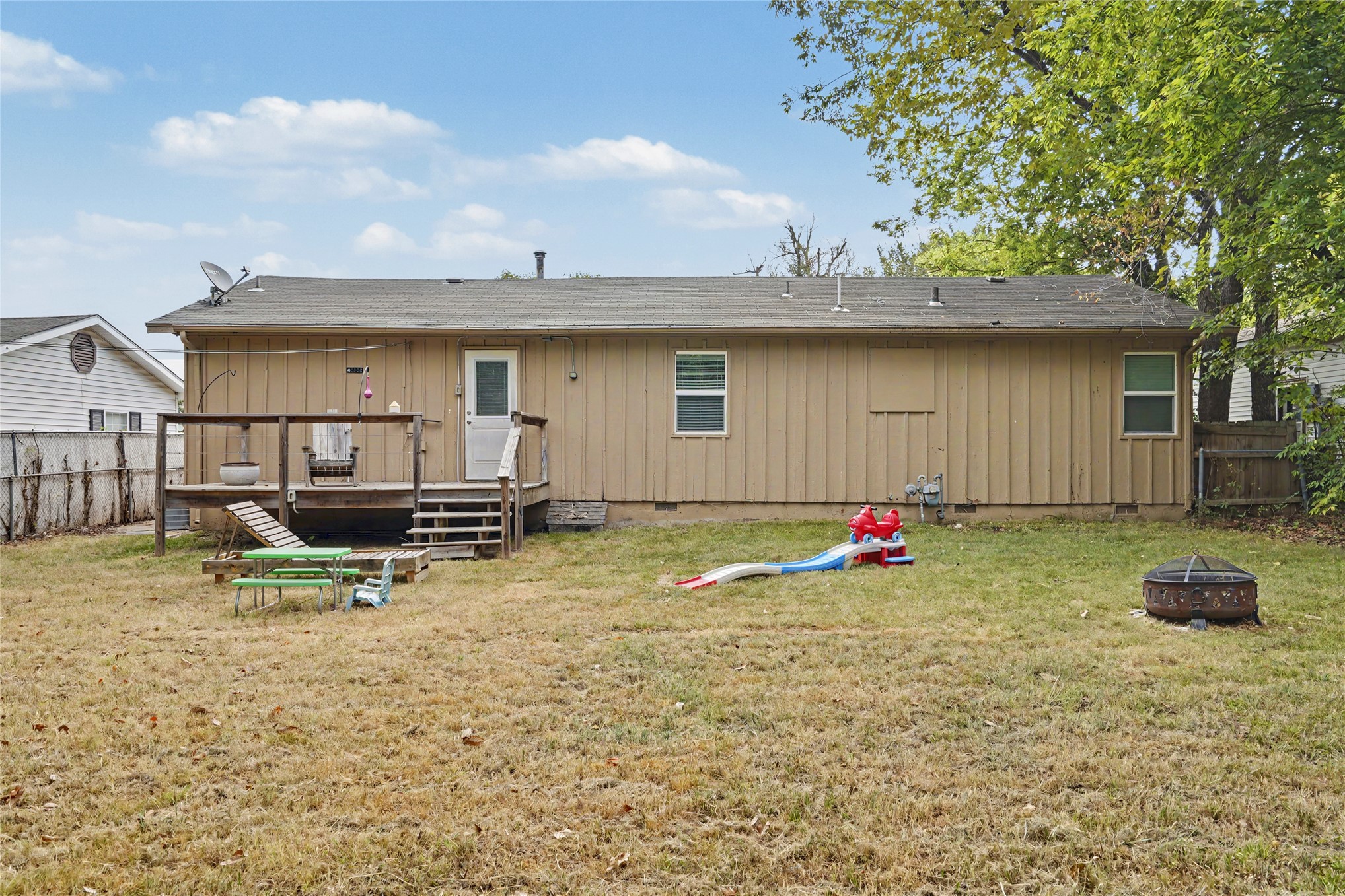 1614 S Cedar Avenue Property Photo 25