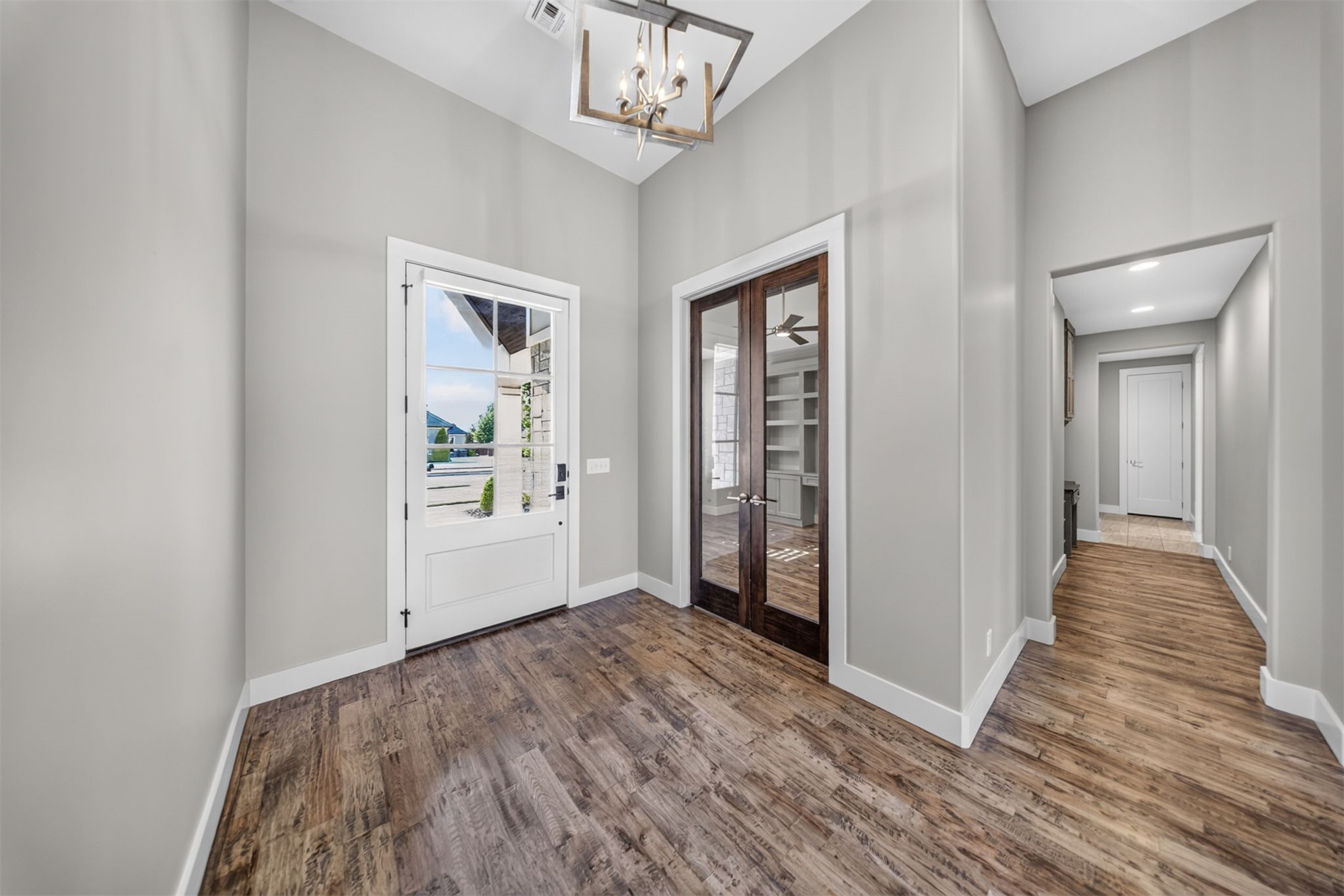 12719 S 4th Street Property Photo 6