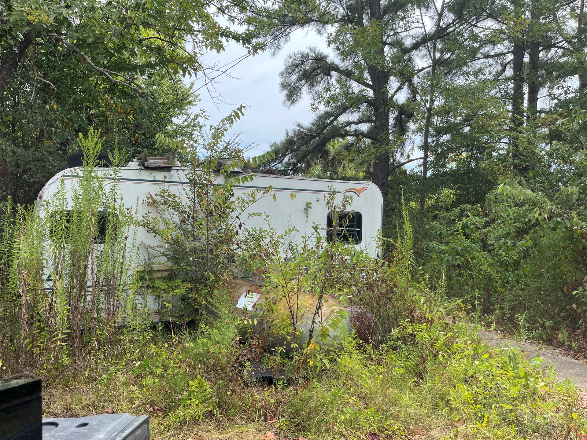 18606 Lock And Dam Road Property Photo 2