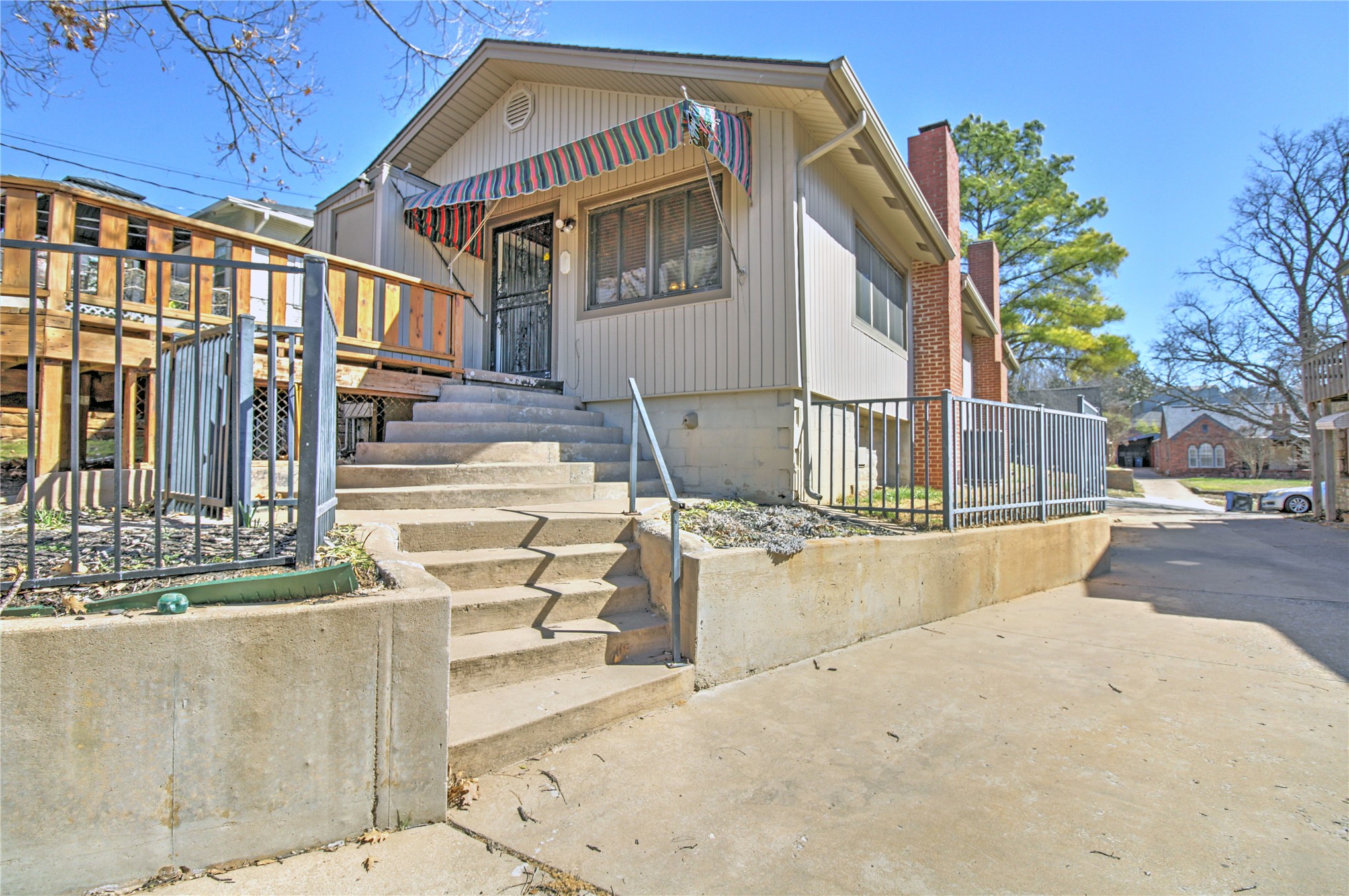 1336 S Indian Avenue Property Photo 1