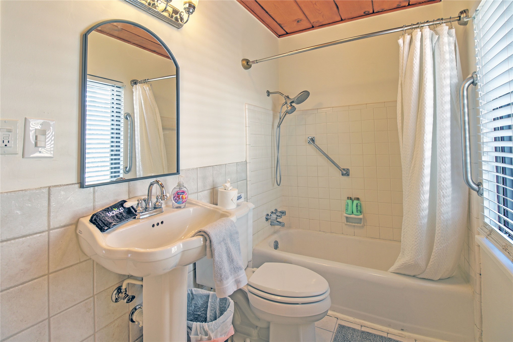 1336 S Indian Avenue Property Photo 40