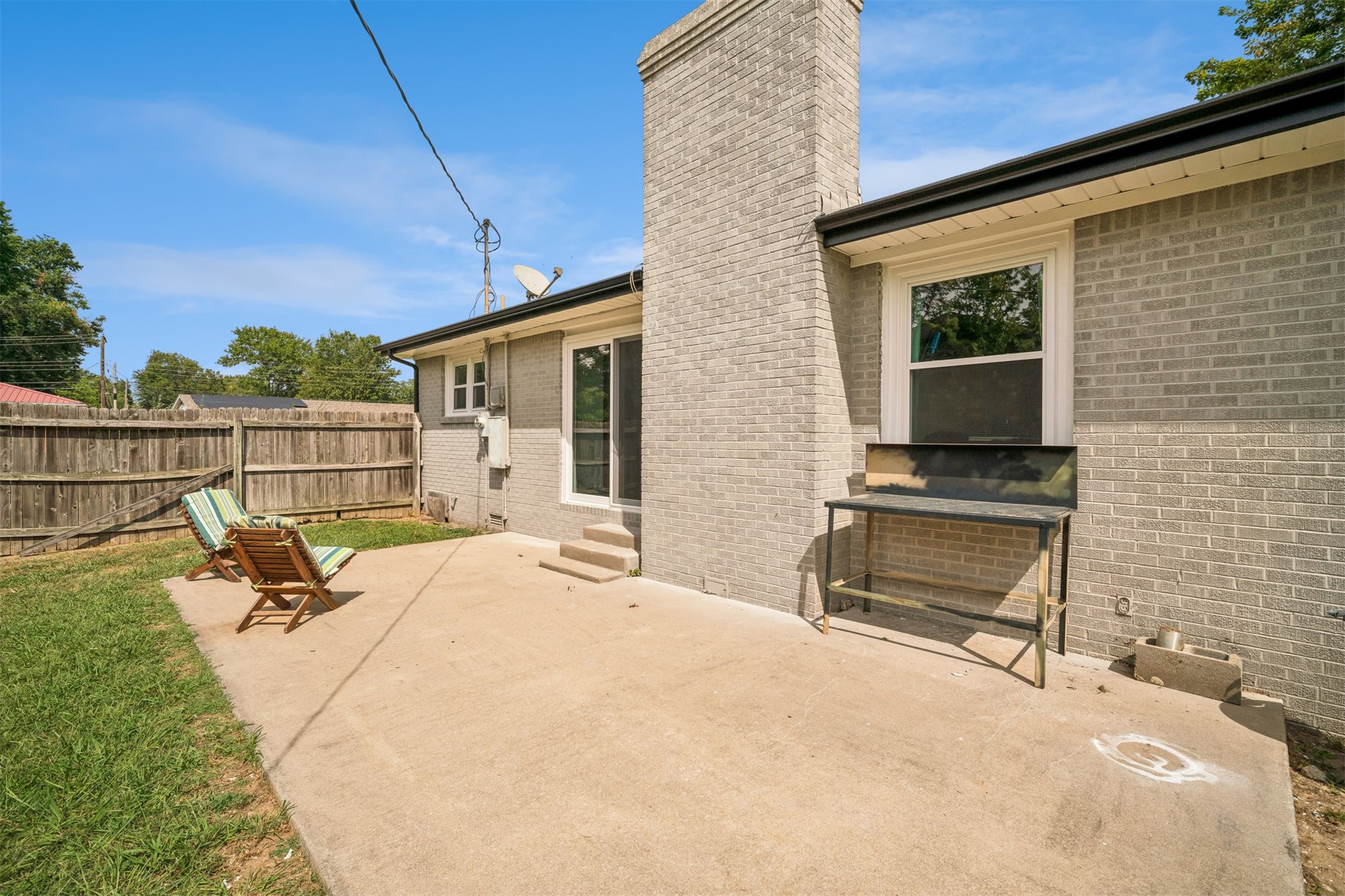 605 S Thompson Street Property Photo 24