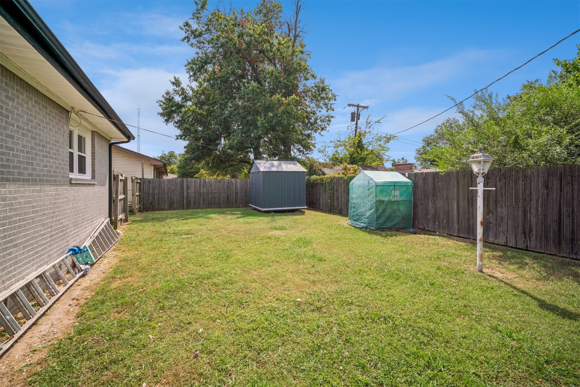 605 S Thompson Street Property Photo 26