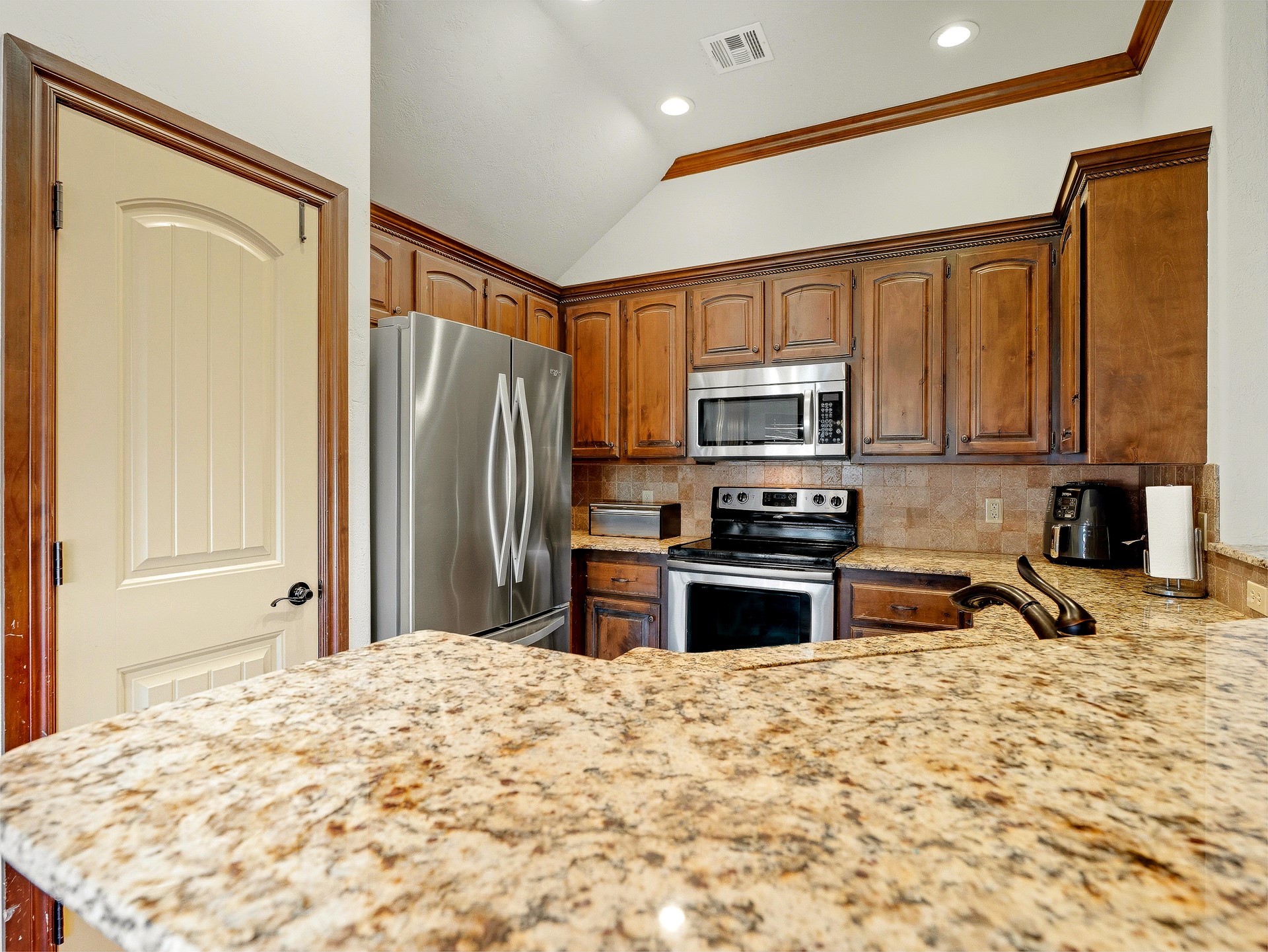 431 Westchester Court Property Photo 12