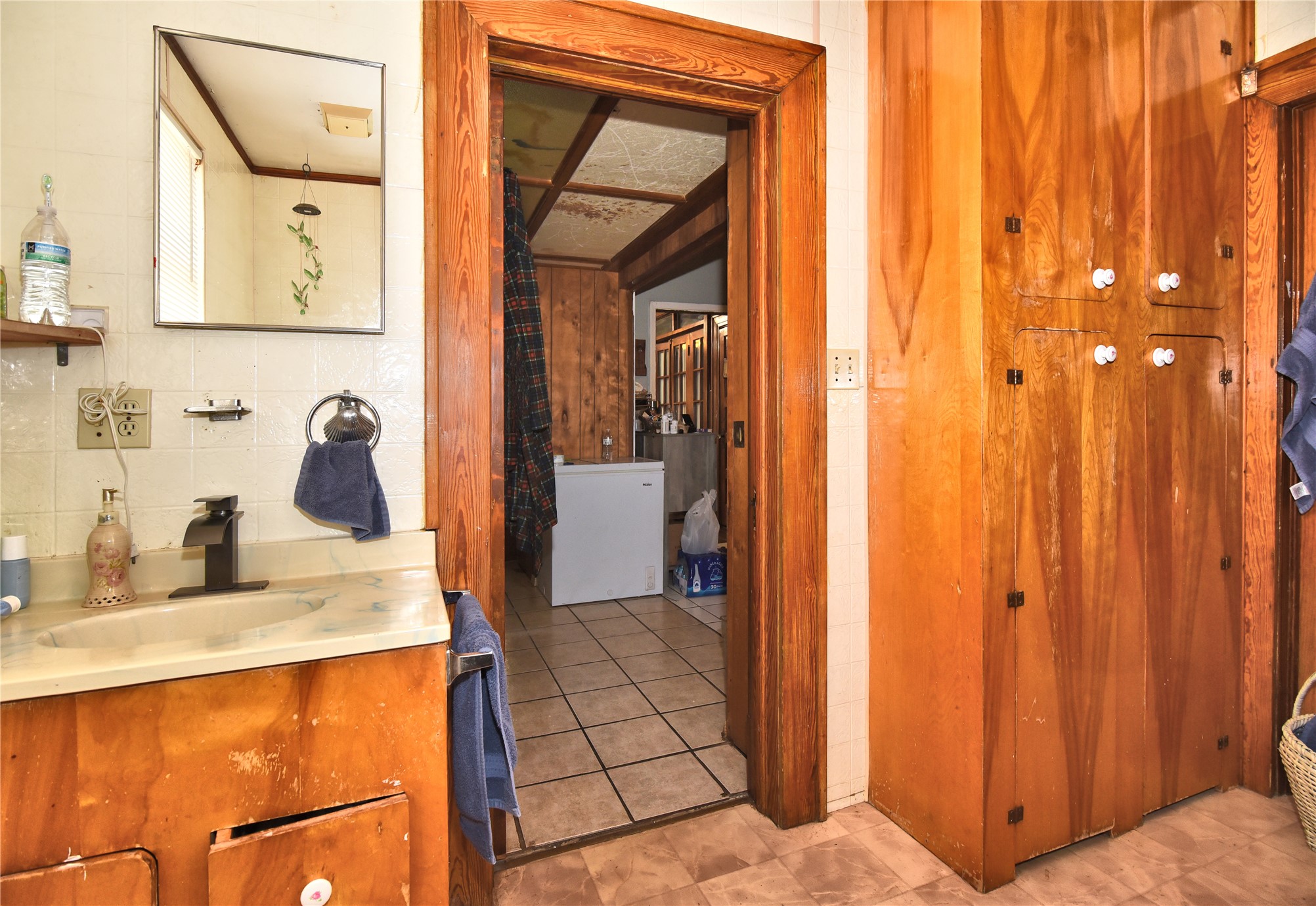 827 N Norfolk Avenue Property Photo 9
