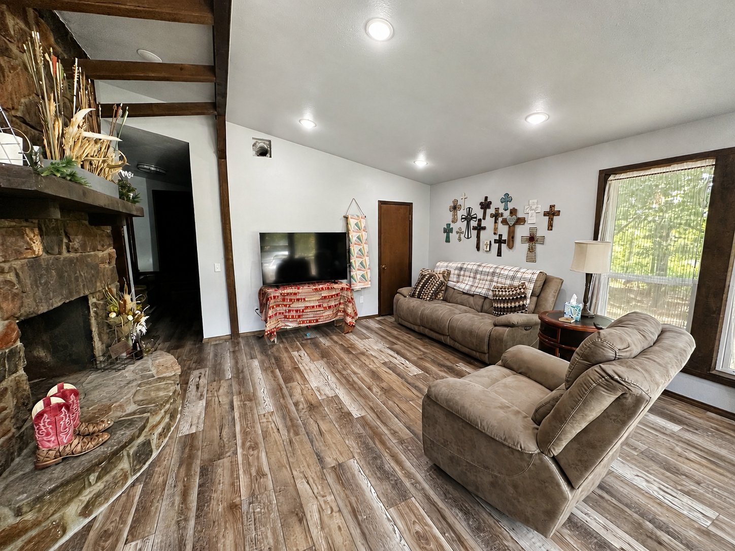 427 Lake Shore Property Photo 12