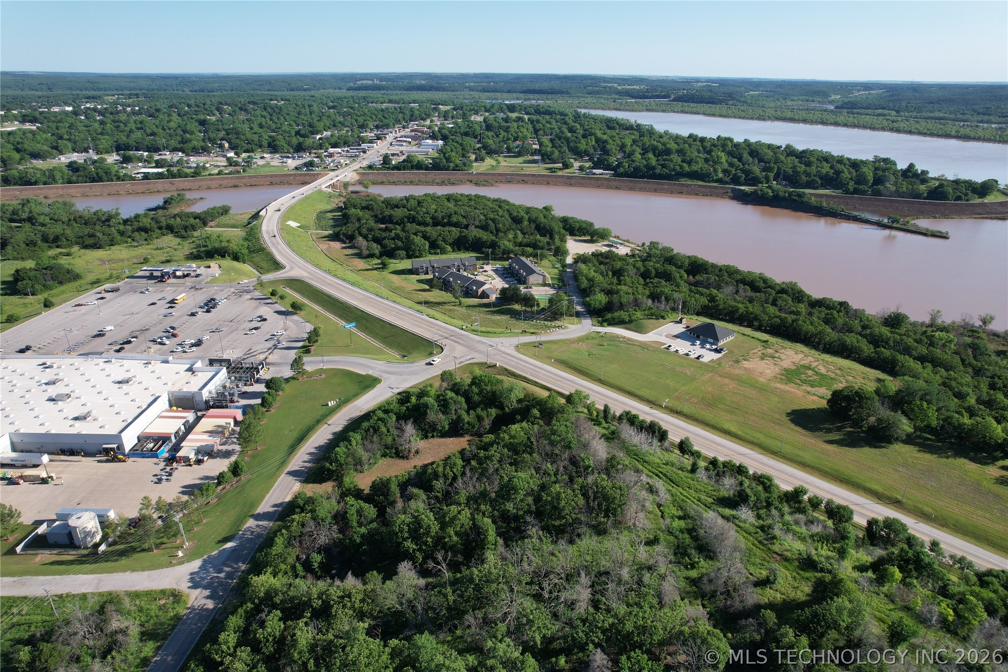 3670 N Airport Road Property Photo 2