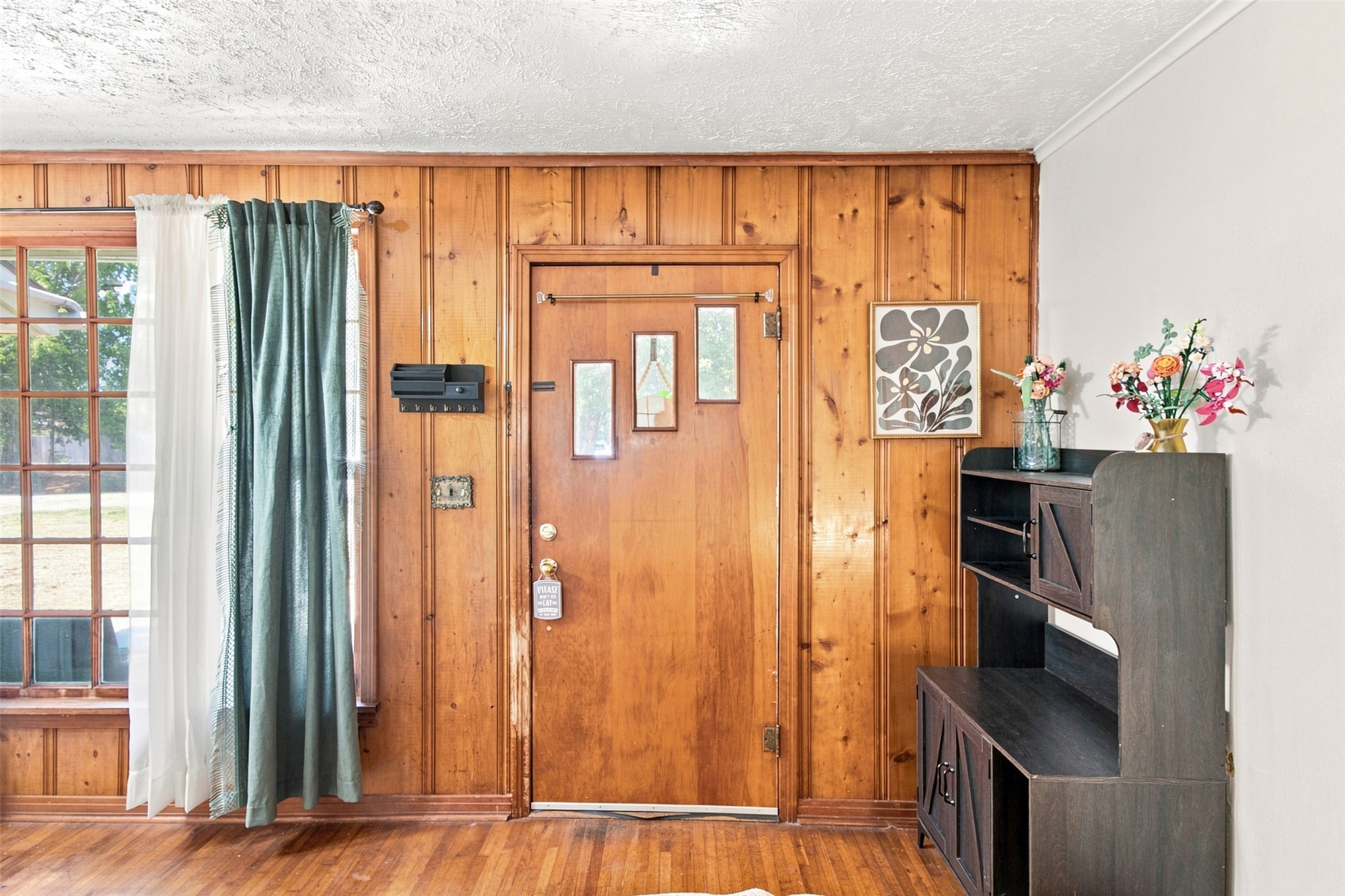 526 S Scraper Street Property Photo 4