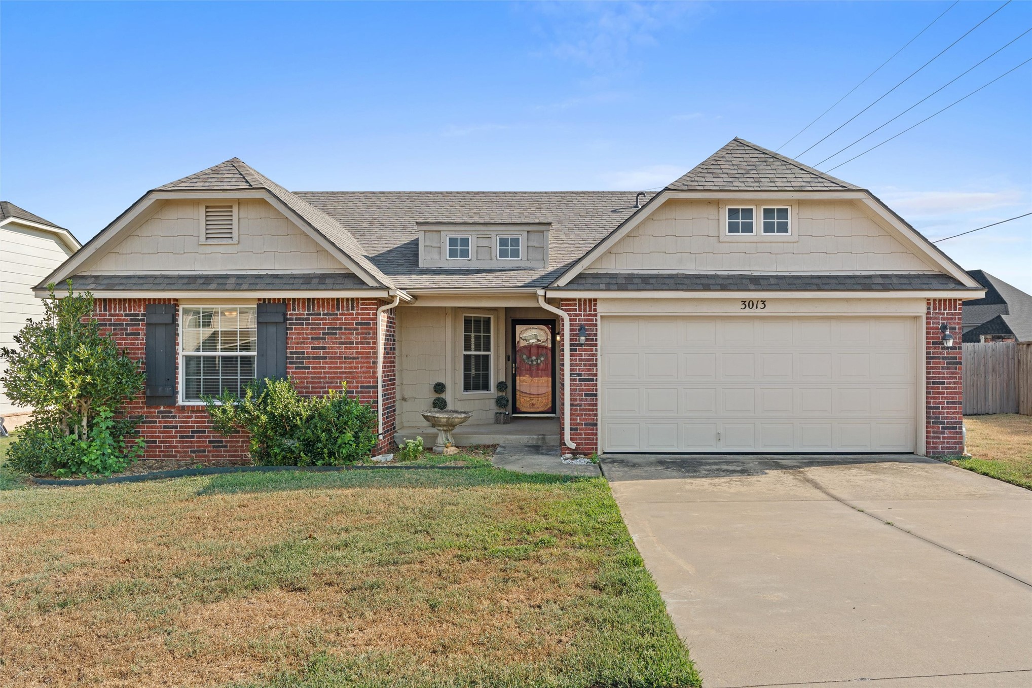 3013 Stonewall Drive Property Photo 1
