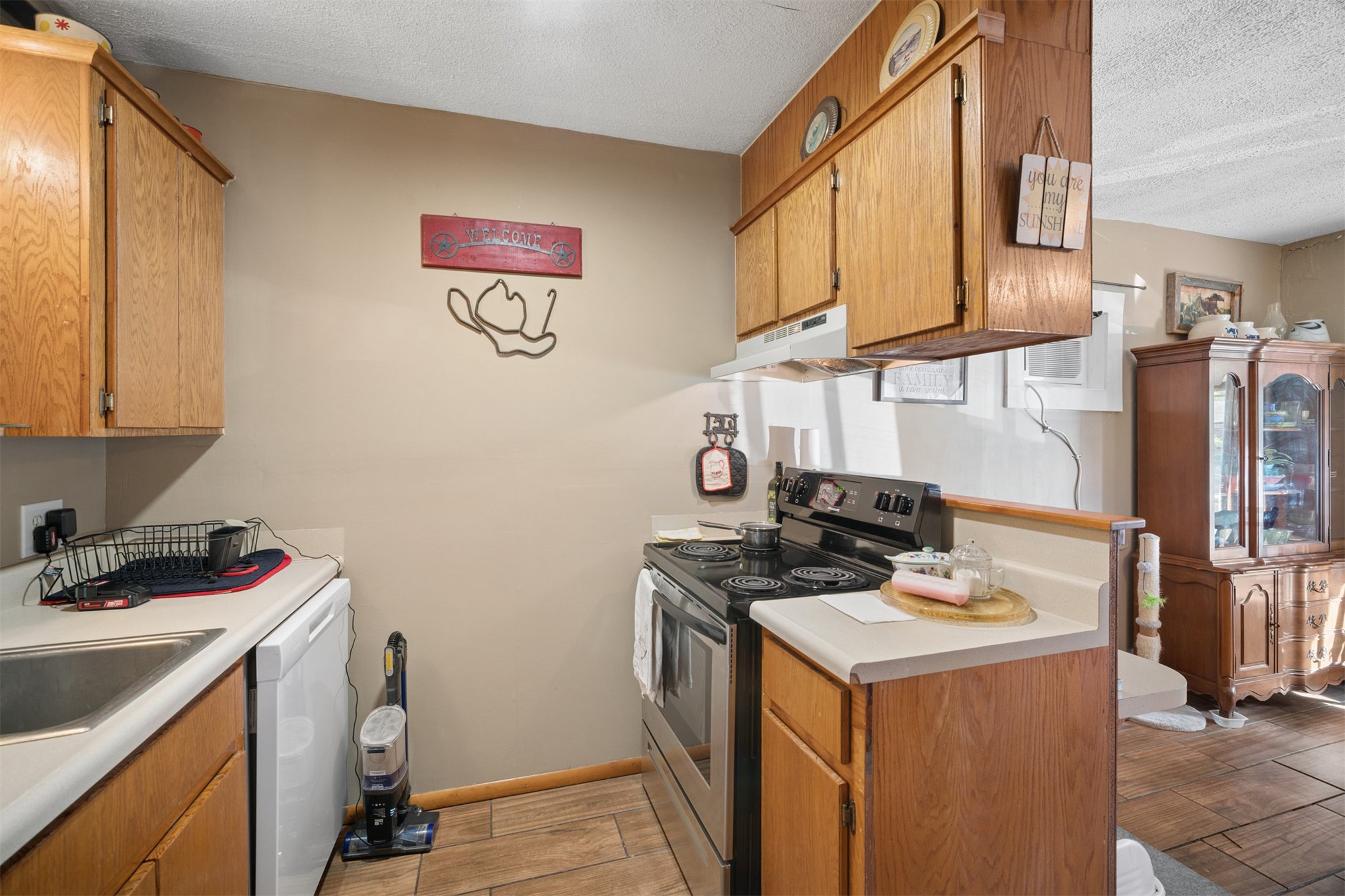 316 W 7th Street Property Photo 6