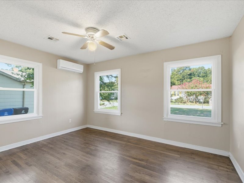 1017 Wesley Avenue Property Photo 11