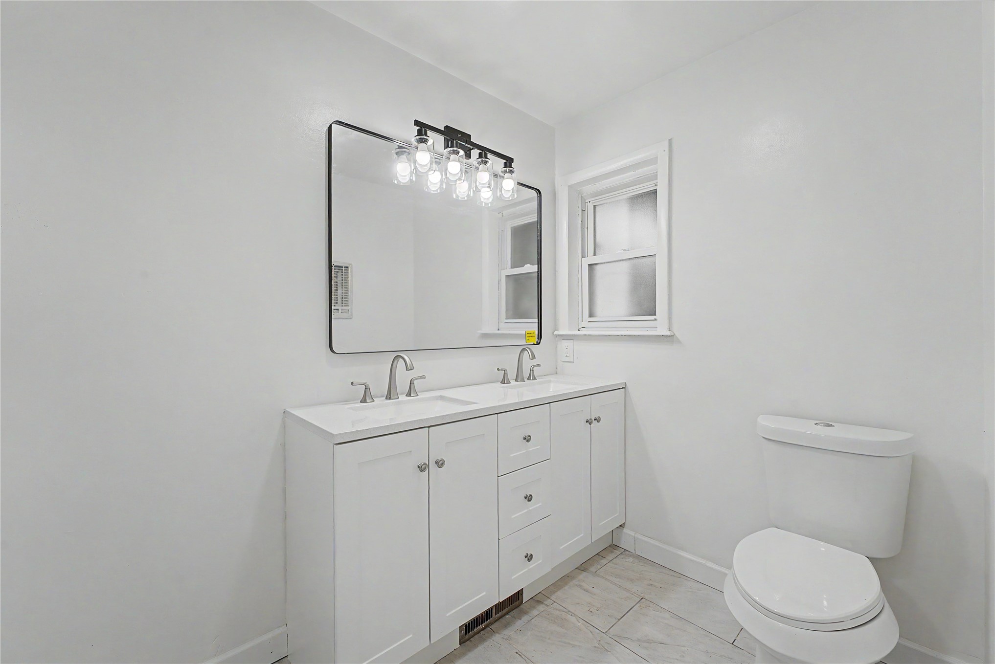 5235 S 69th East Avenue Property Photo 14