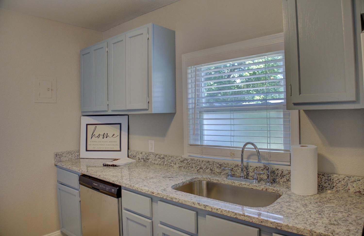4615 4th Place Property Photo 17