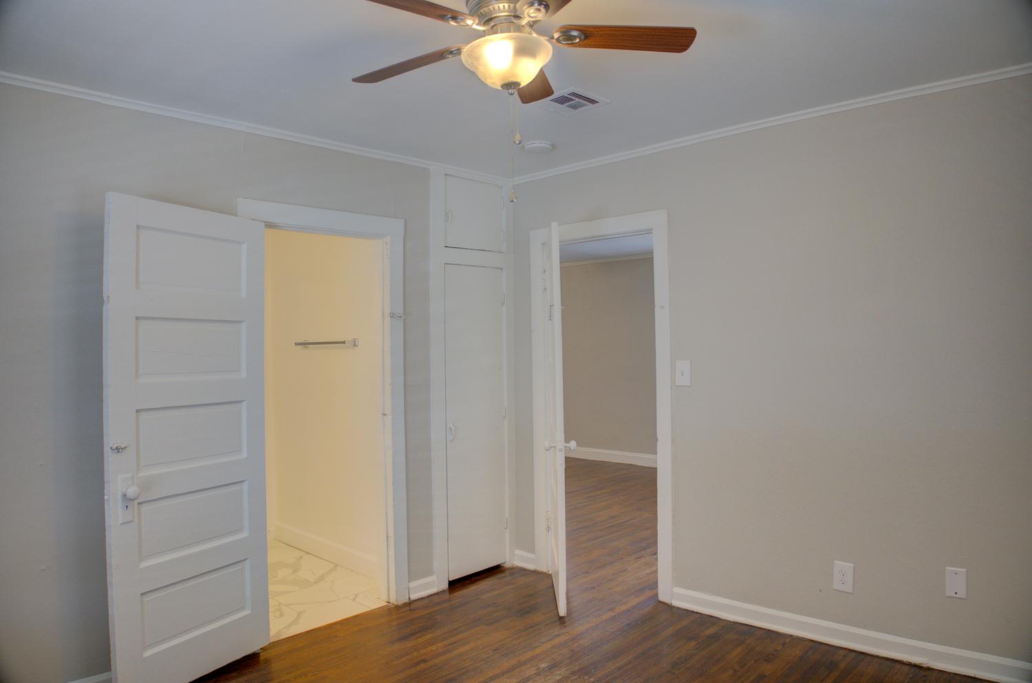 4615 4th Place Property Photo 21