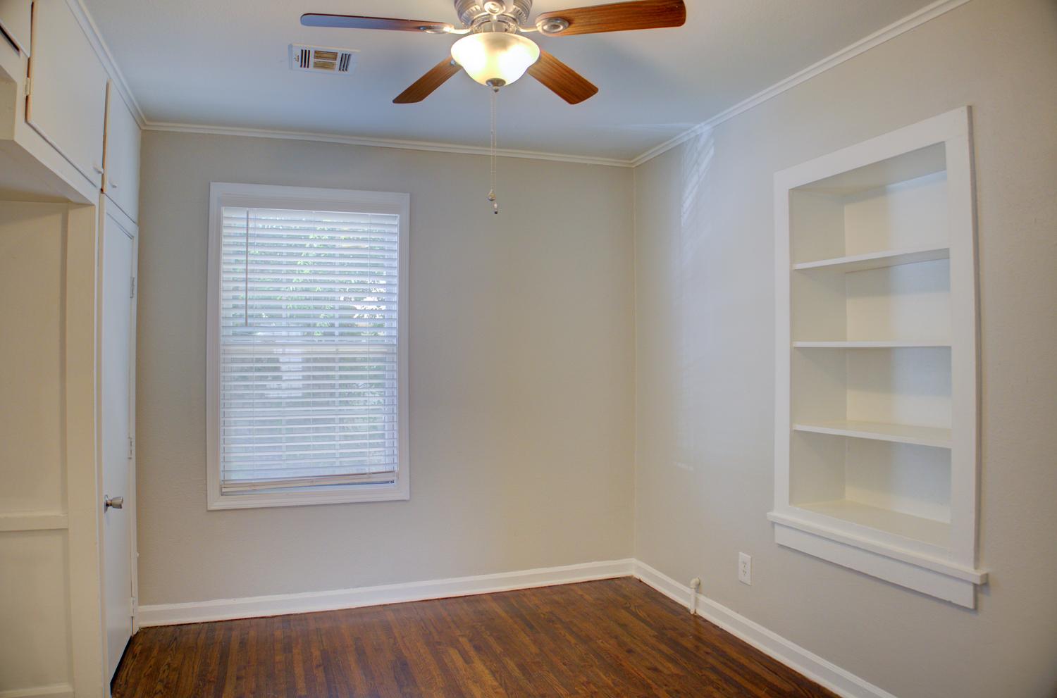 4615 4th Place Property Photo 25
