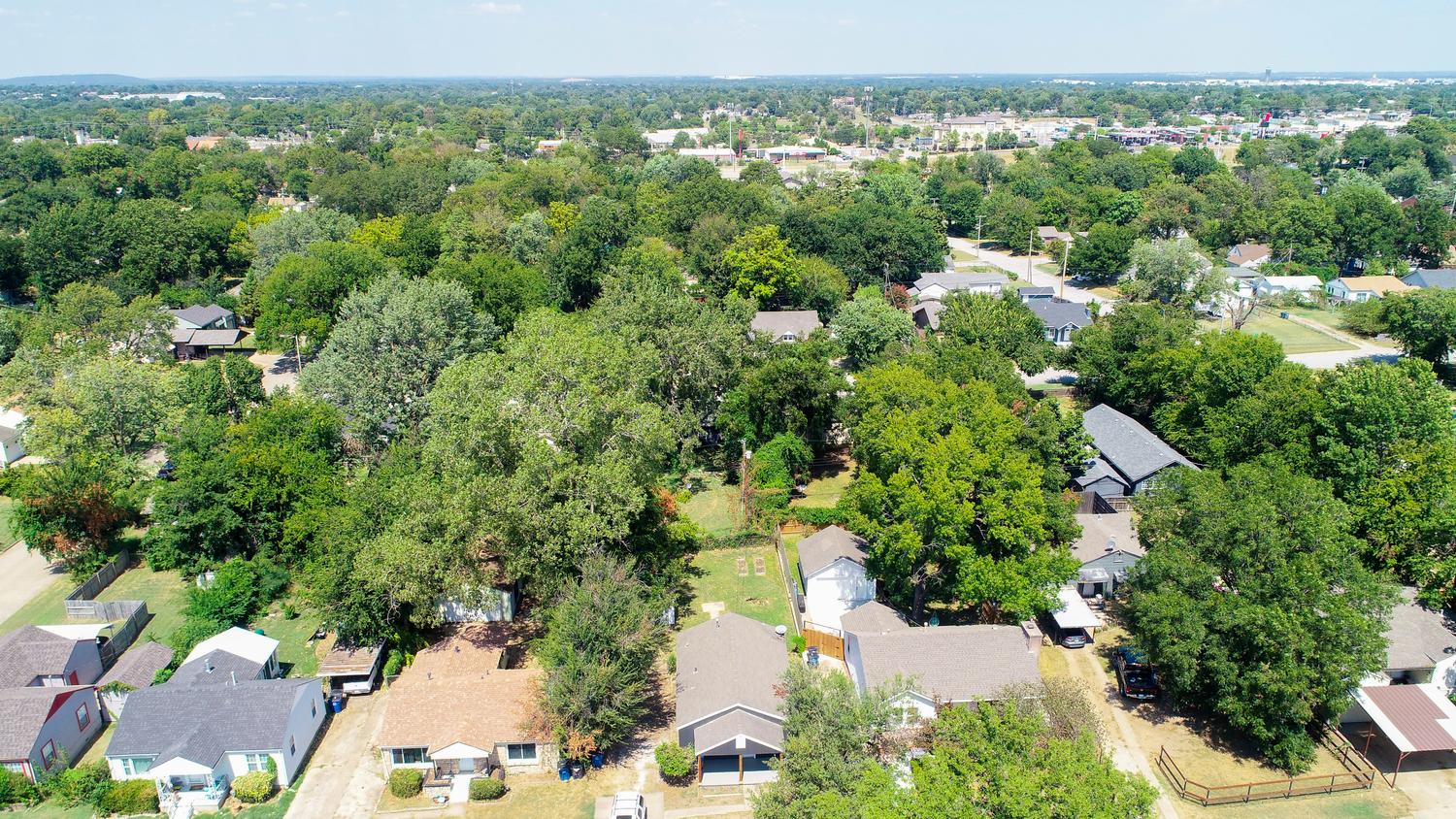 4615 4th Place Property Photo 43