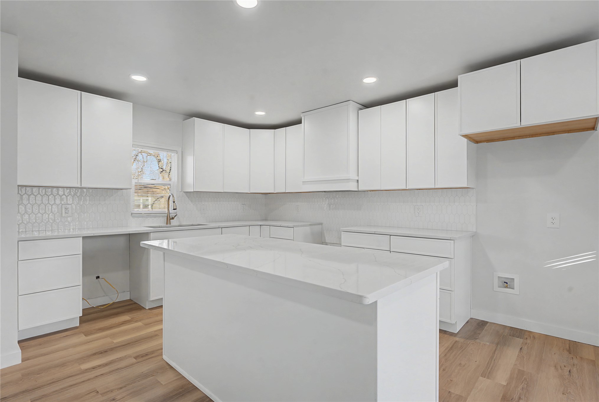 4907 S Boston Place Property Photo 6