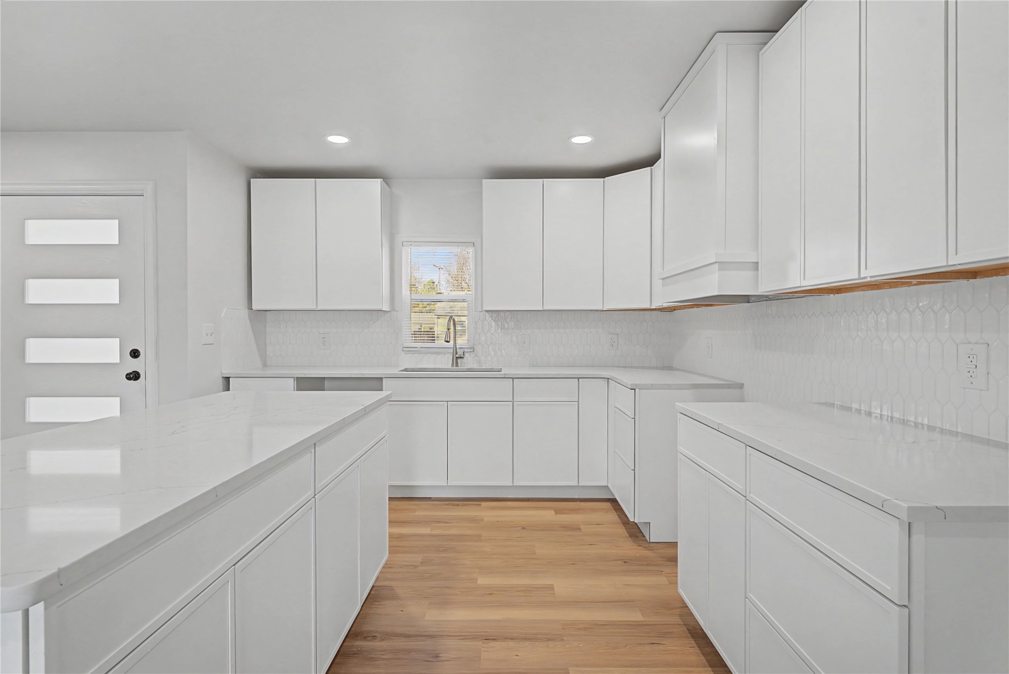 4907 S Boston Place Property Photo 7