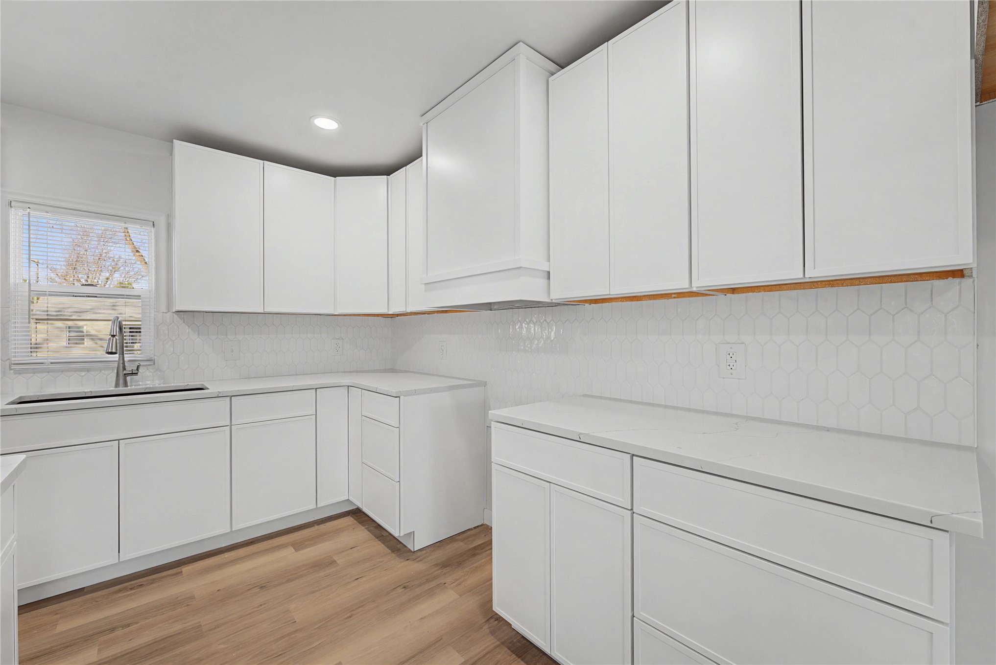 4907 S Boston Place Property Photo 8