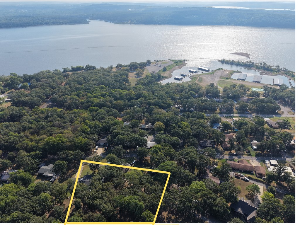 74063 Elm Drive Property Photo 2