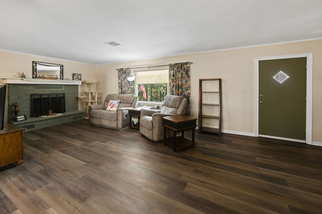 74063 Elm Drive Property Photo 5
