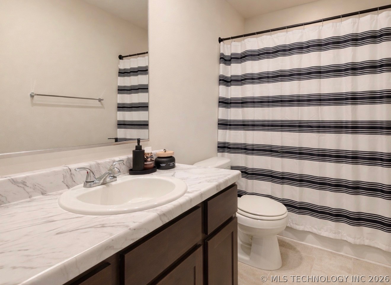11446 S 233 East Avenue E Property Photo 9