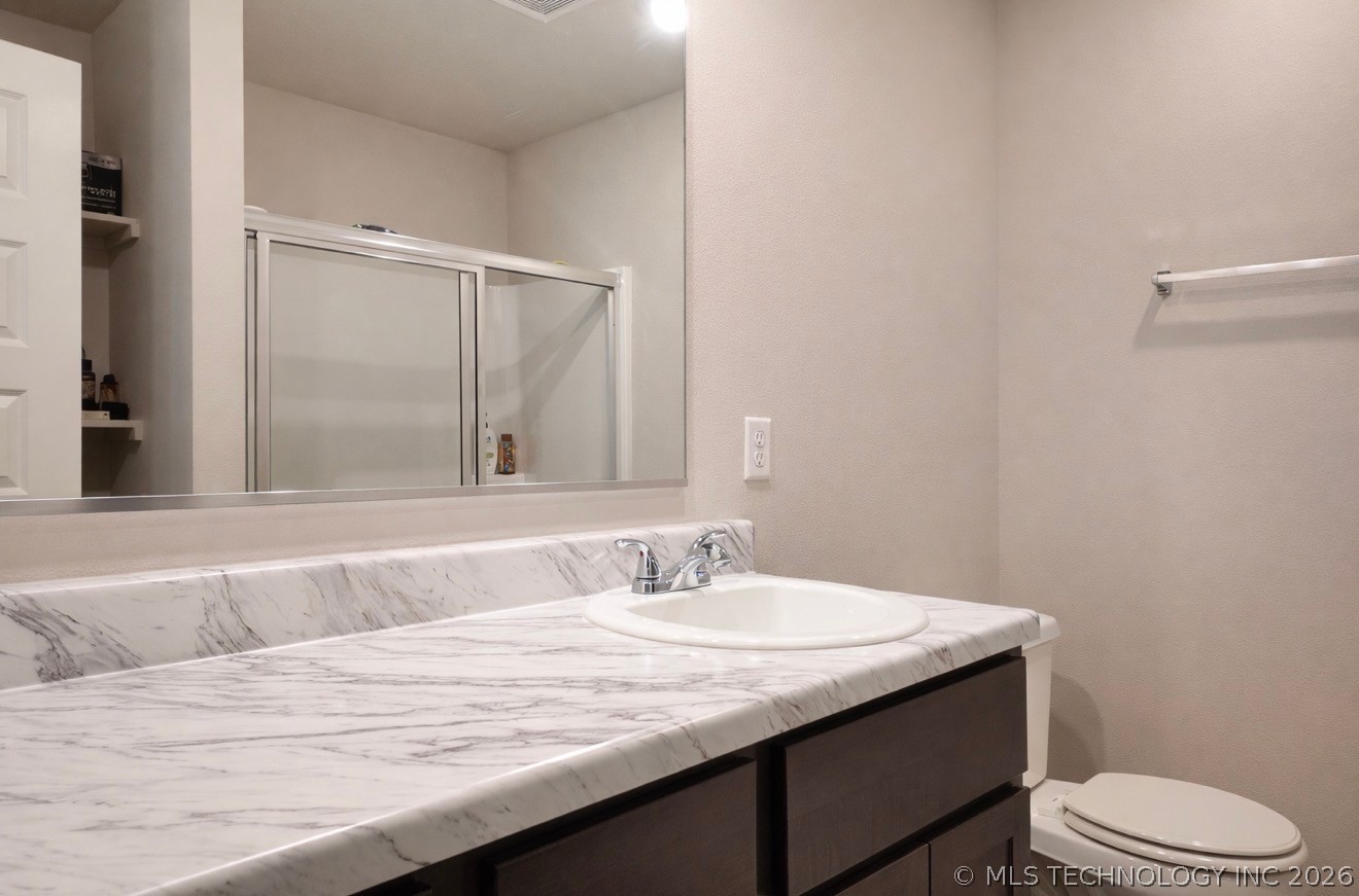 11446 S 233 East Avenue E Property Photo 10