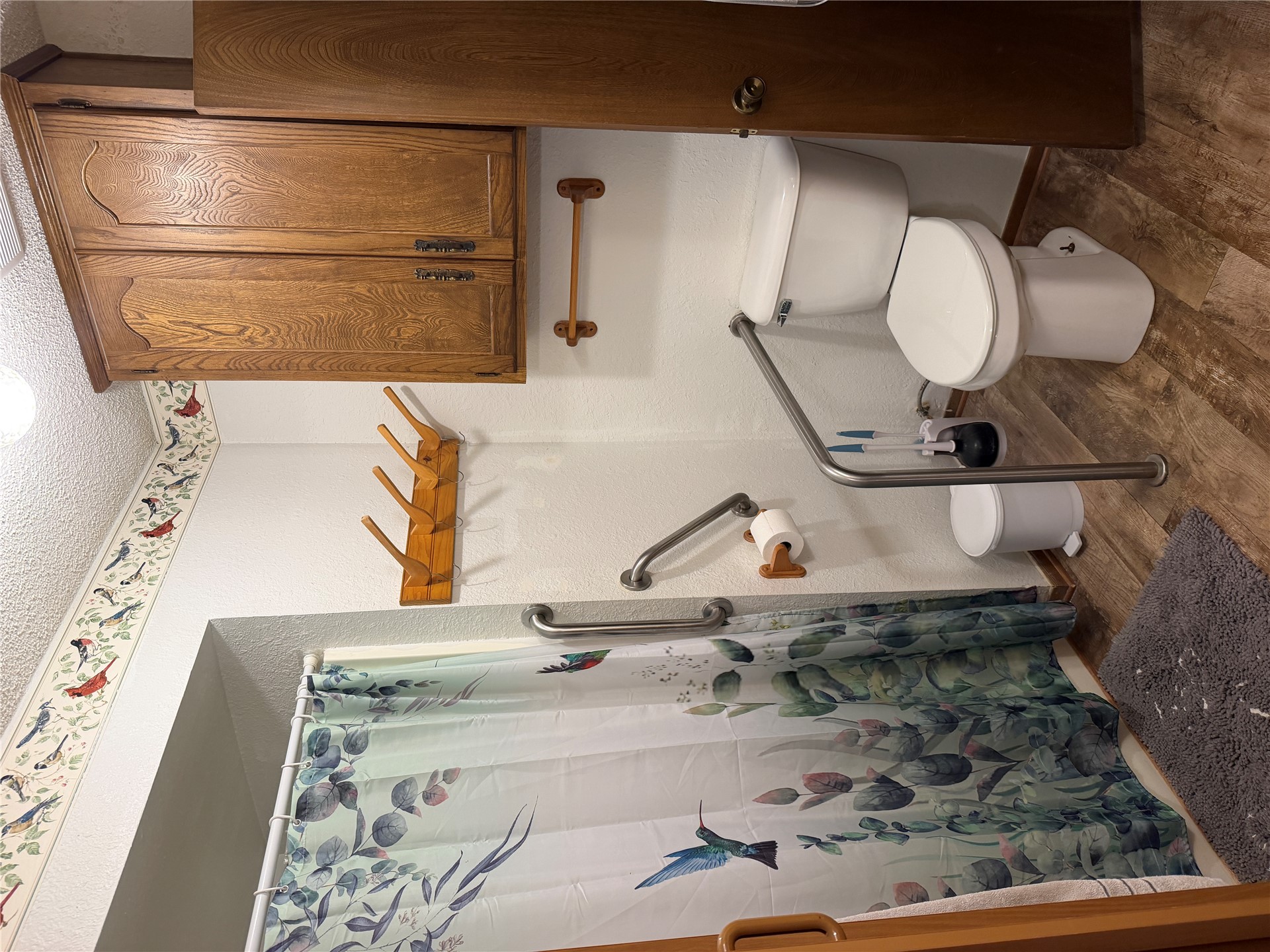 513 Meadowlark Lane Property Photo 14