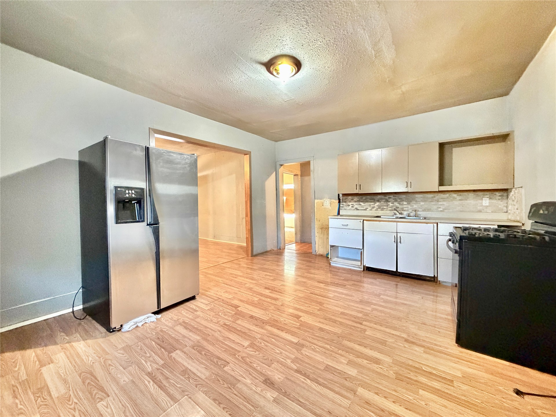 409 W Allen Road Property Photo 14