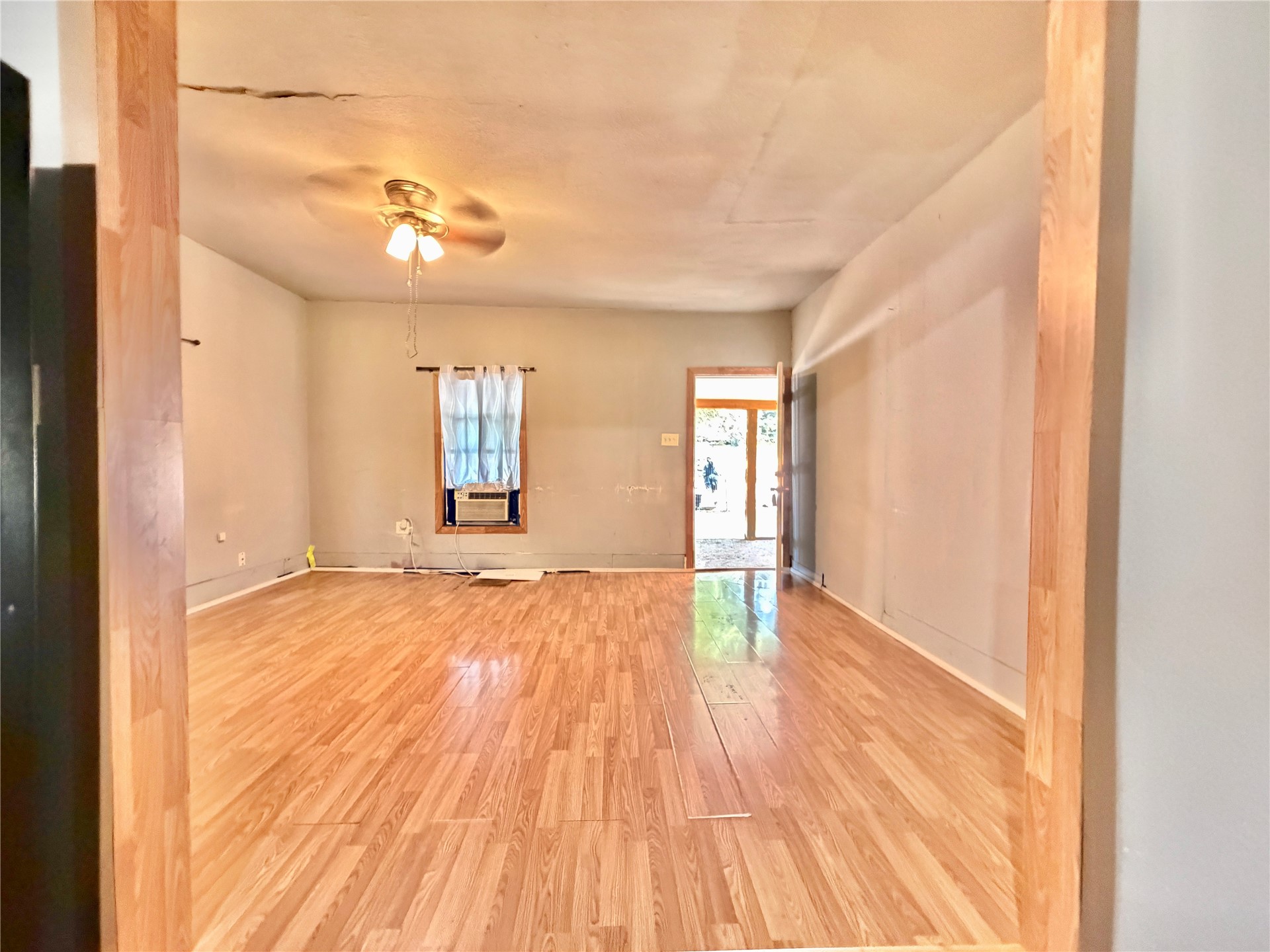 409 W Allen Road Property Photo 16