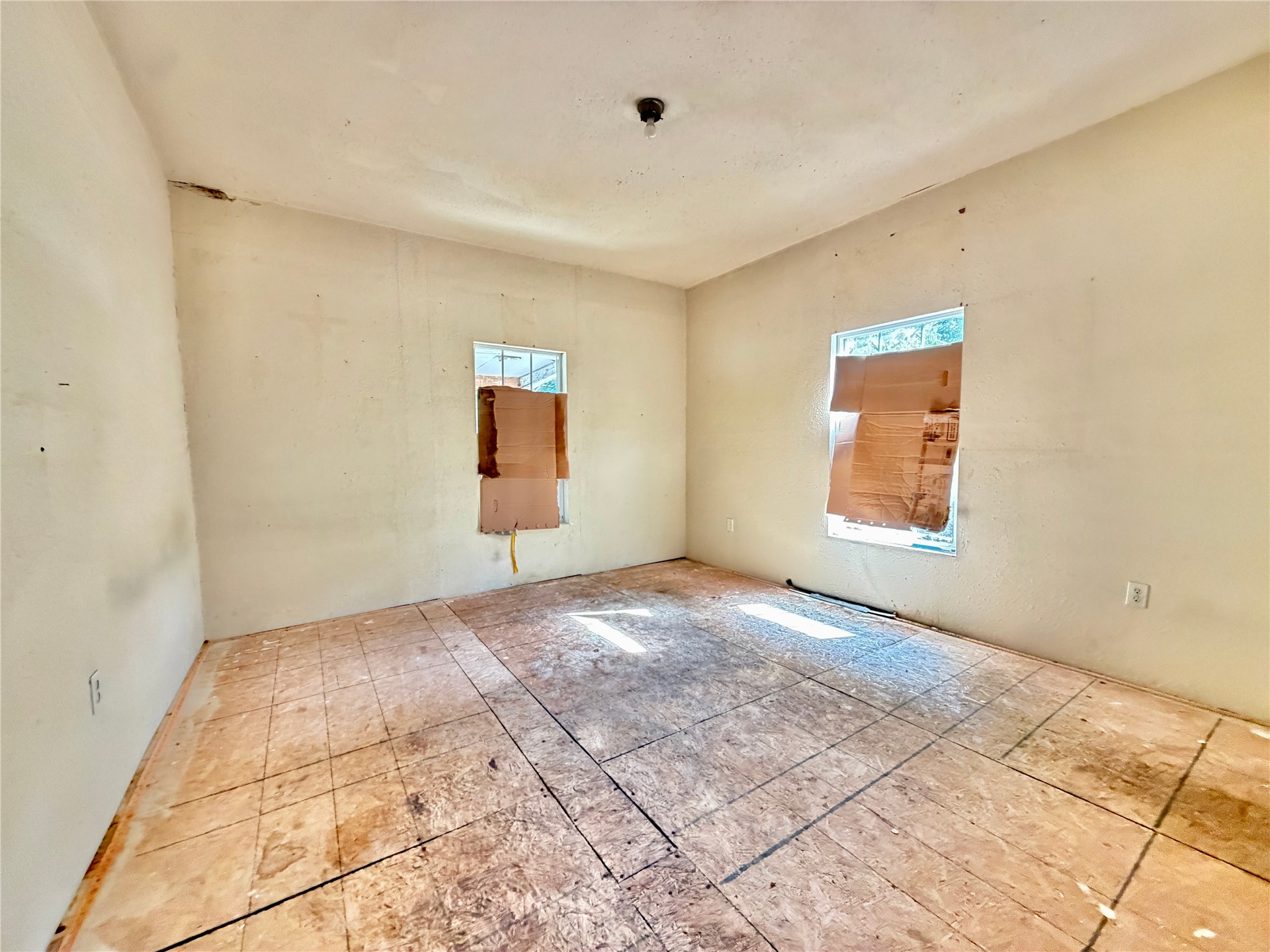 409 W Allen Road Property Photo 17