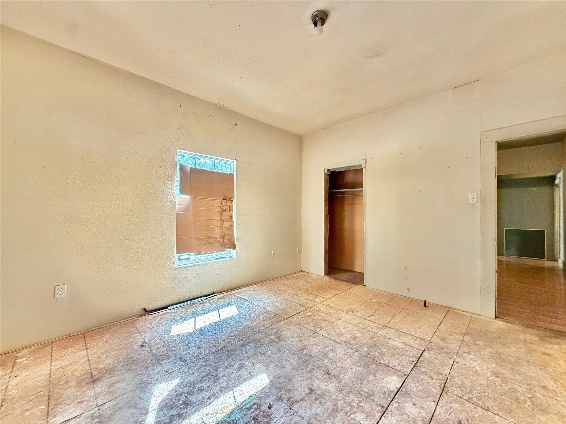 409 W Allen Road Property Photo 18